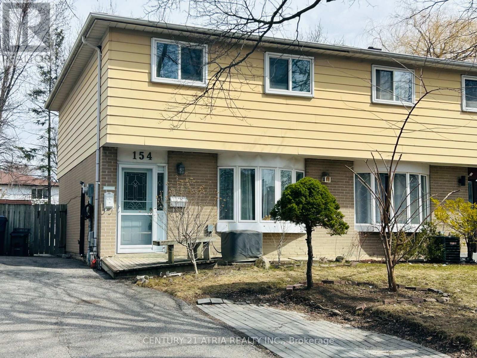 154 Freshmeadow Drive, Toronto, Ontario  M2H 2R1 - Photo 2 - C12895230