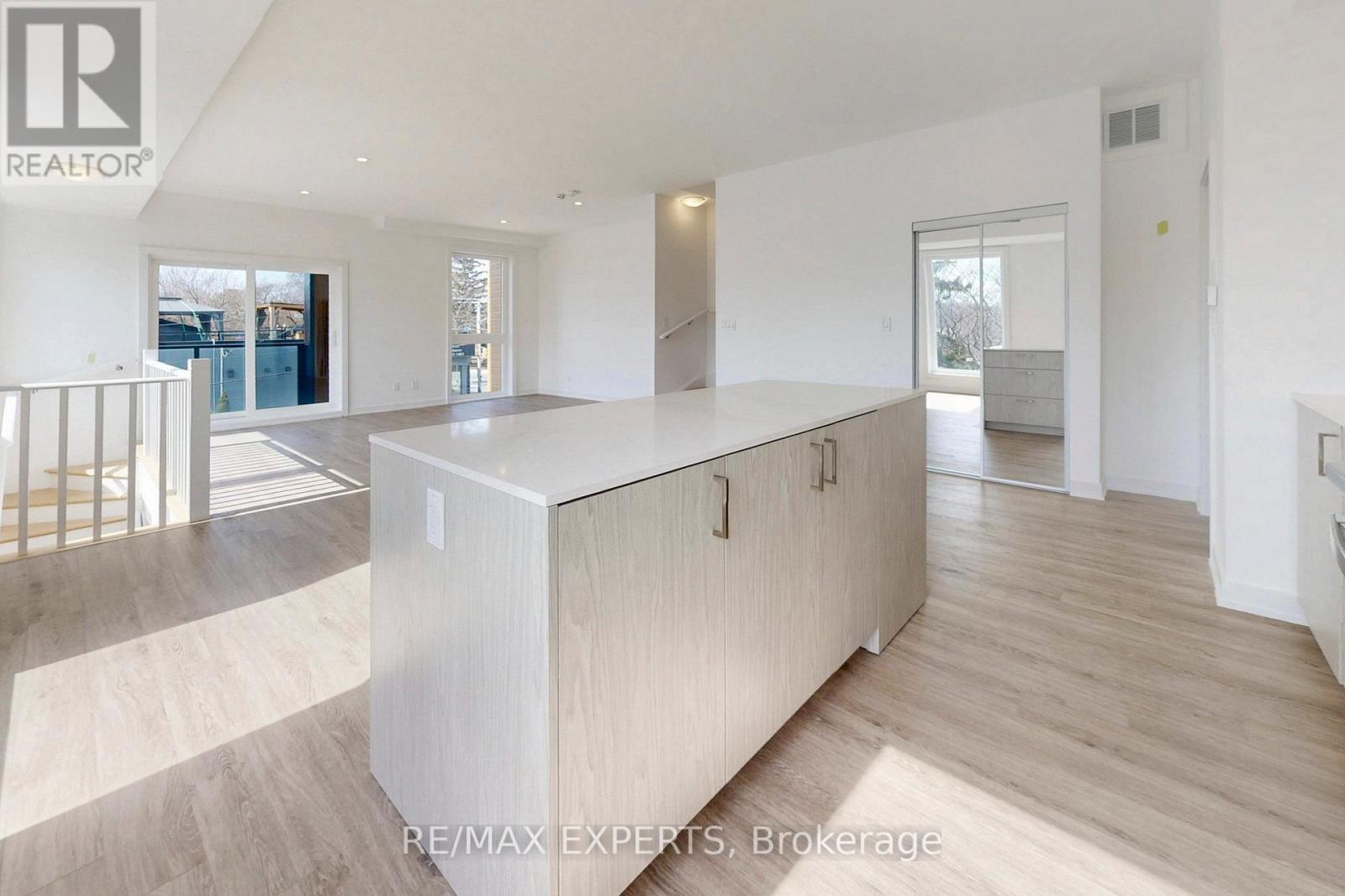 1 - 35 Birchcliff Avenue, Toronto, Ontario  M1N 3C5 - Photo 15 - E12918404