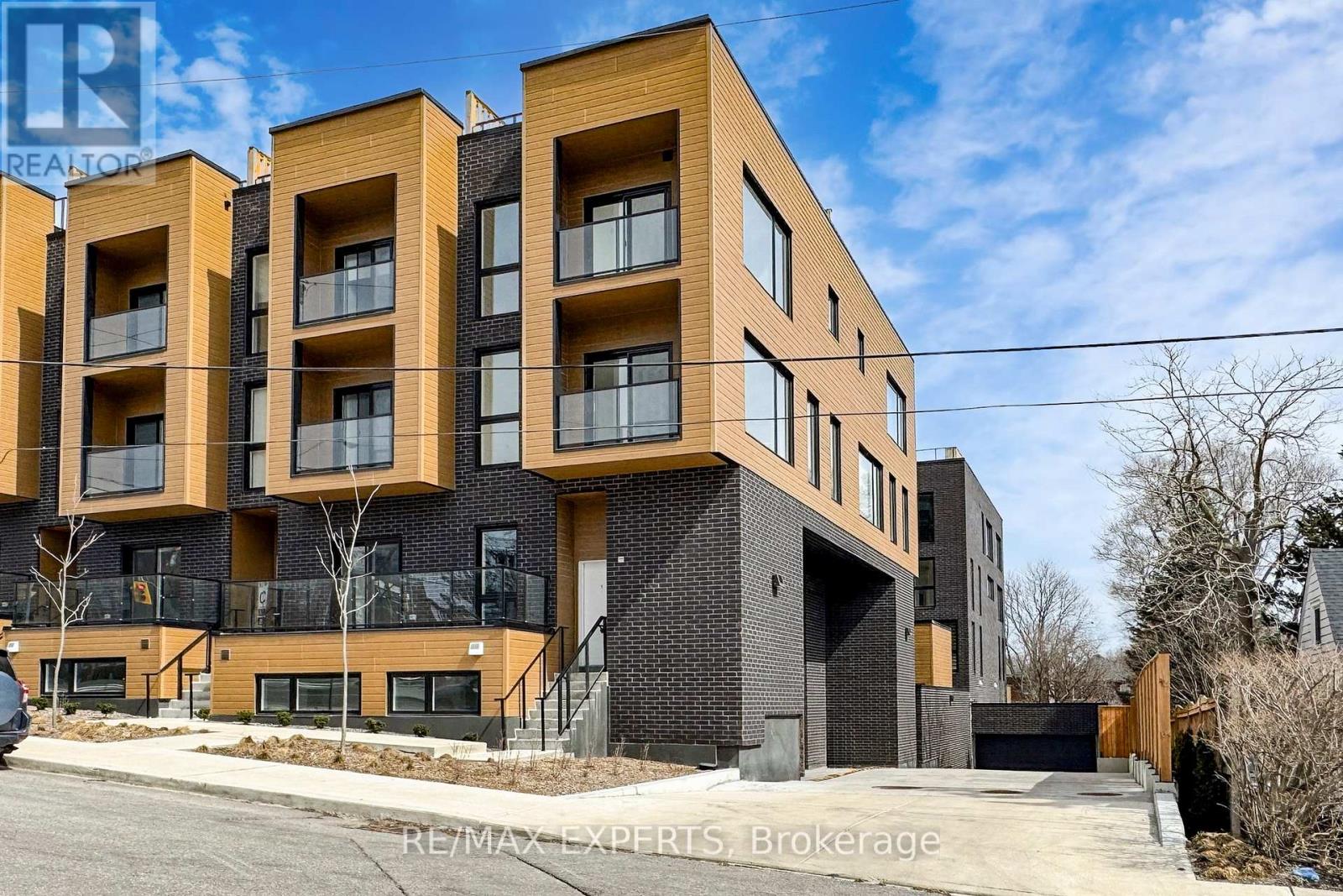 1 - 35 Birchcliff Avenue, Toronto, Ontario  M1N 3C5 - Photo 3 - E12918404