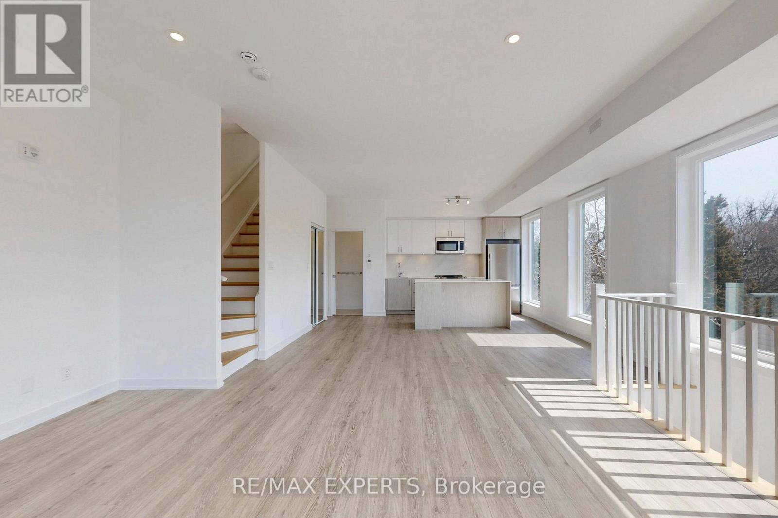 1 - 35 Birchcliff Avenue, Toronto, Ontario  M1N 3C5 - Photo 8 - E12918404