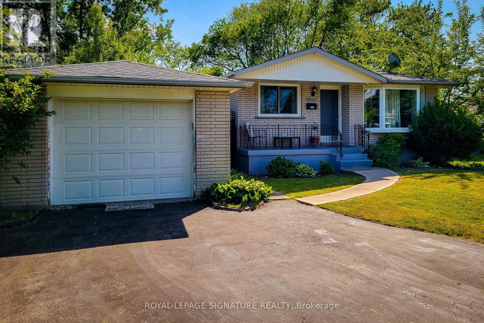 8060 Beaverdams Road, Niagara Falls, Ontario  L2H 1R8 - Photo 2 - X12921946