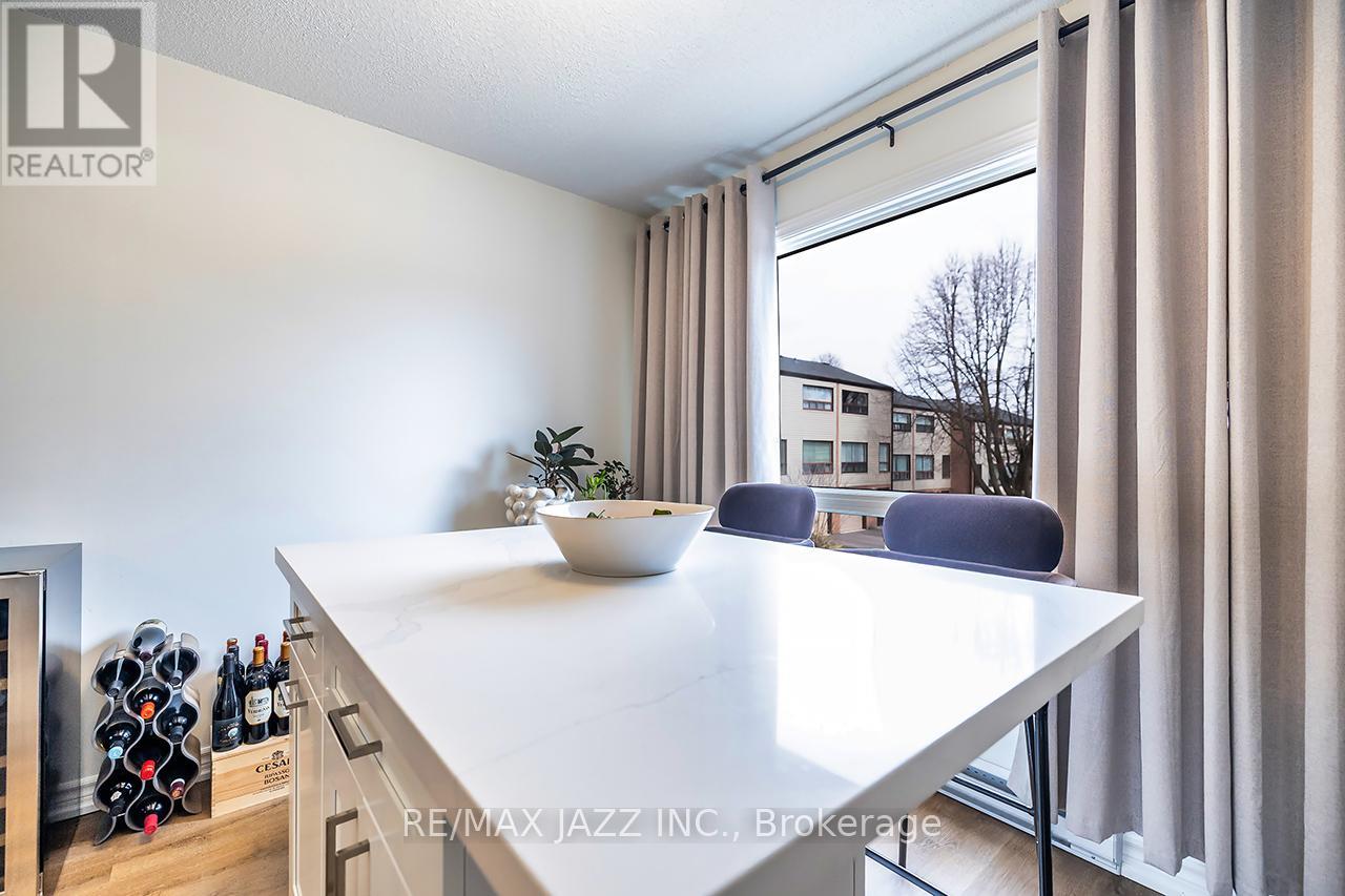 77 - 77 Park Lane Circle, Clarington, Ontario  L1C 3V9 - Photo 10 - E12922568