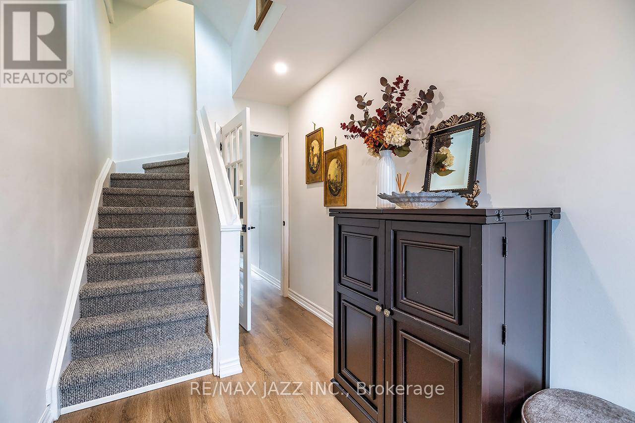 77 - 77 Park Lane Circle, Clarington, Ontario  L1C 3V9 - Photo 6 - E12922568