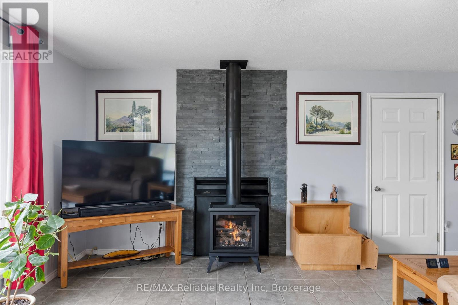 314 Tyendinaga Road, Huron-Kinloss, Ontario  N0G 2R0 - Photo 8 - X12922578