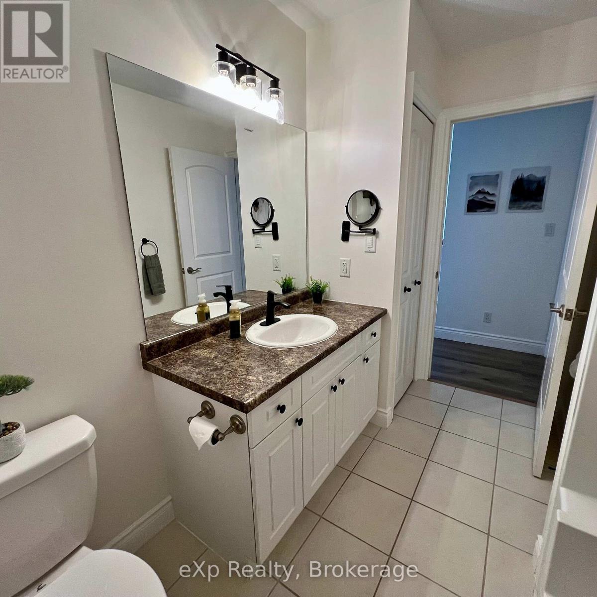 B/311 - 10 Kimberley Avenue, Bracebridge (Macaulay), Ontario  P1L 0A6 - Photo 15 - X12922594