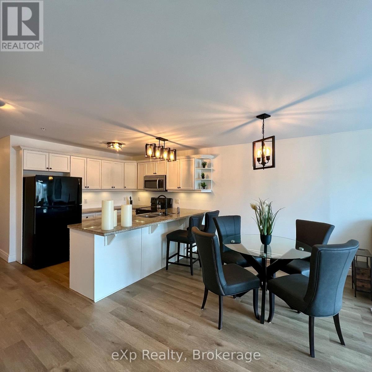 B/311 - 10 Kimberley Avenue, Bracebridge (Macaulay), Ontario  P1L 0A6 - Photo 8 - X12922594