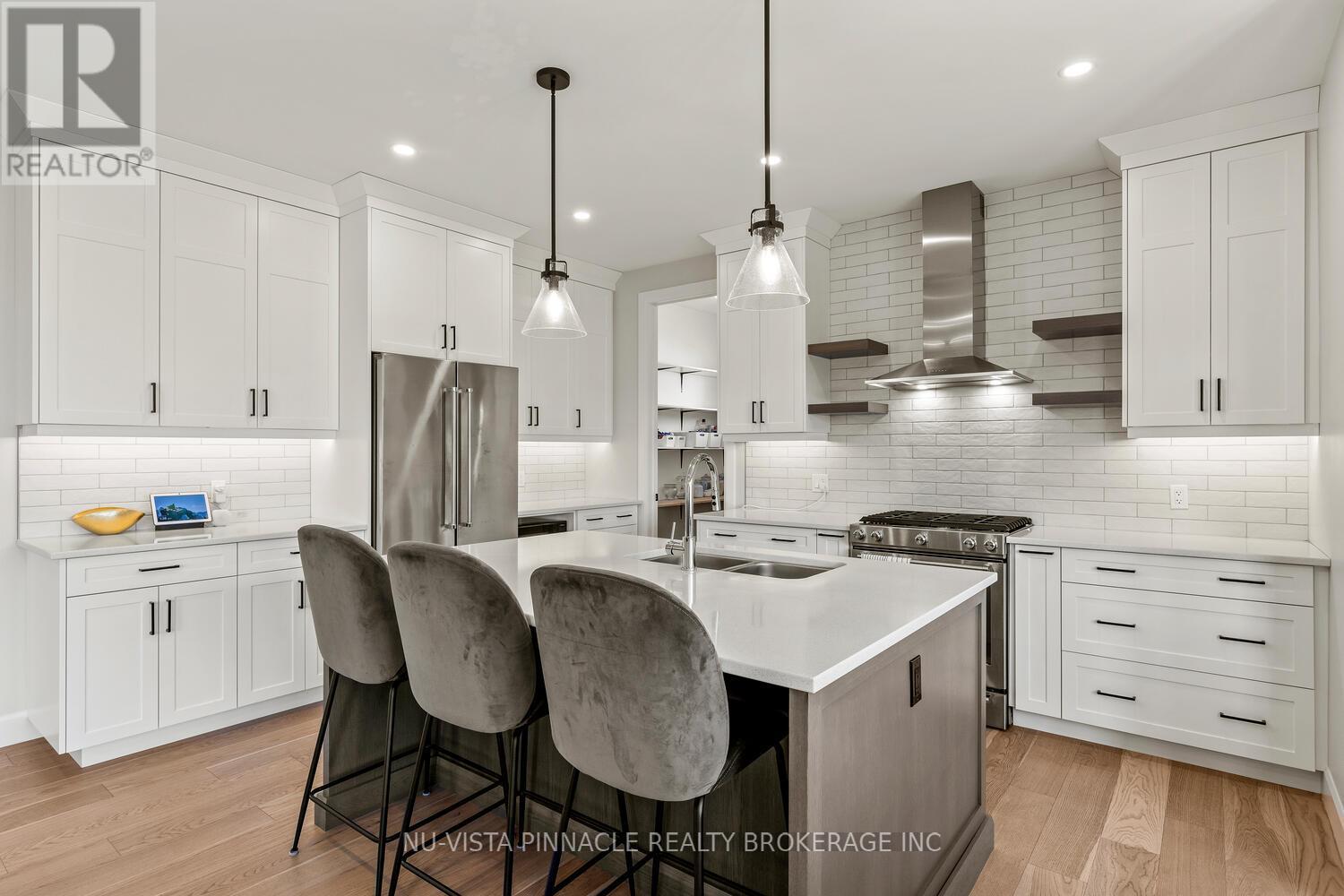 2138 Wallingford Avenue, London North (North R), Ontario  N6G 0E6 - Photo 17 - X12922628