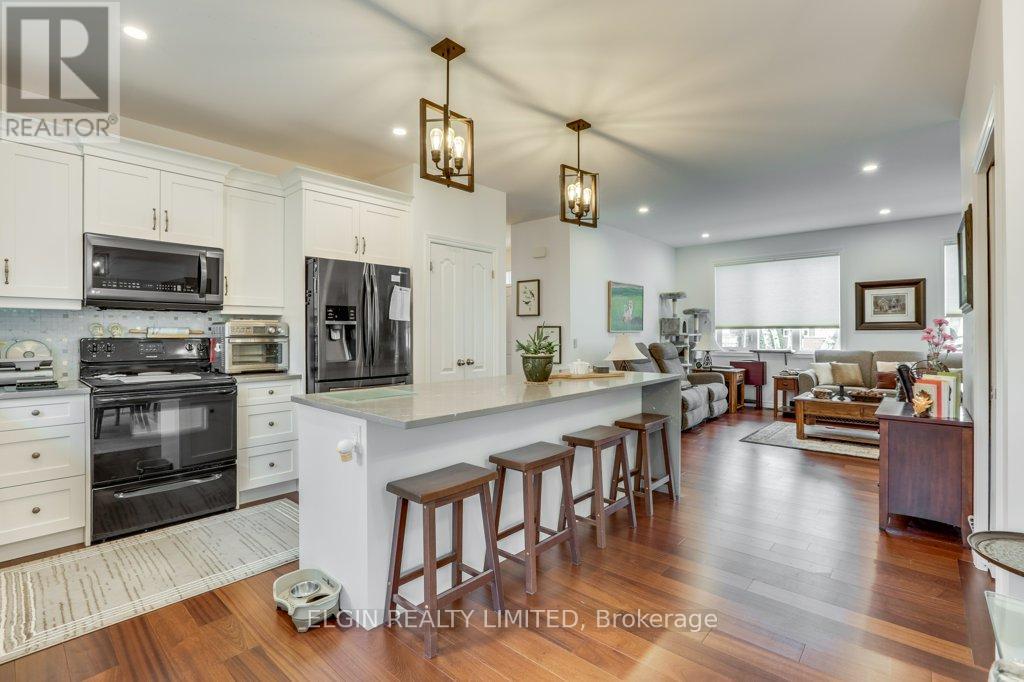 167 Elgin Street, South Huron, Ontario  N0M 1K0 - Photo 14 - X12922662