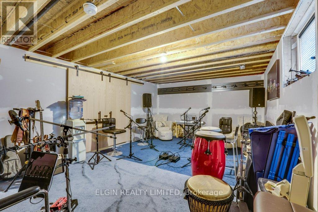 167 Elgin Street, South Huron, Ontario  N0M 1K0 - Photo 29 - X12922662