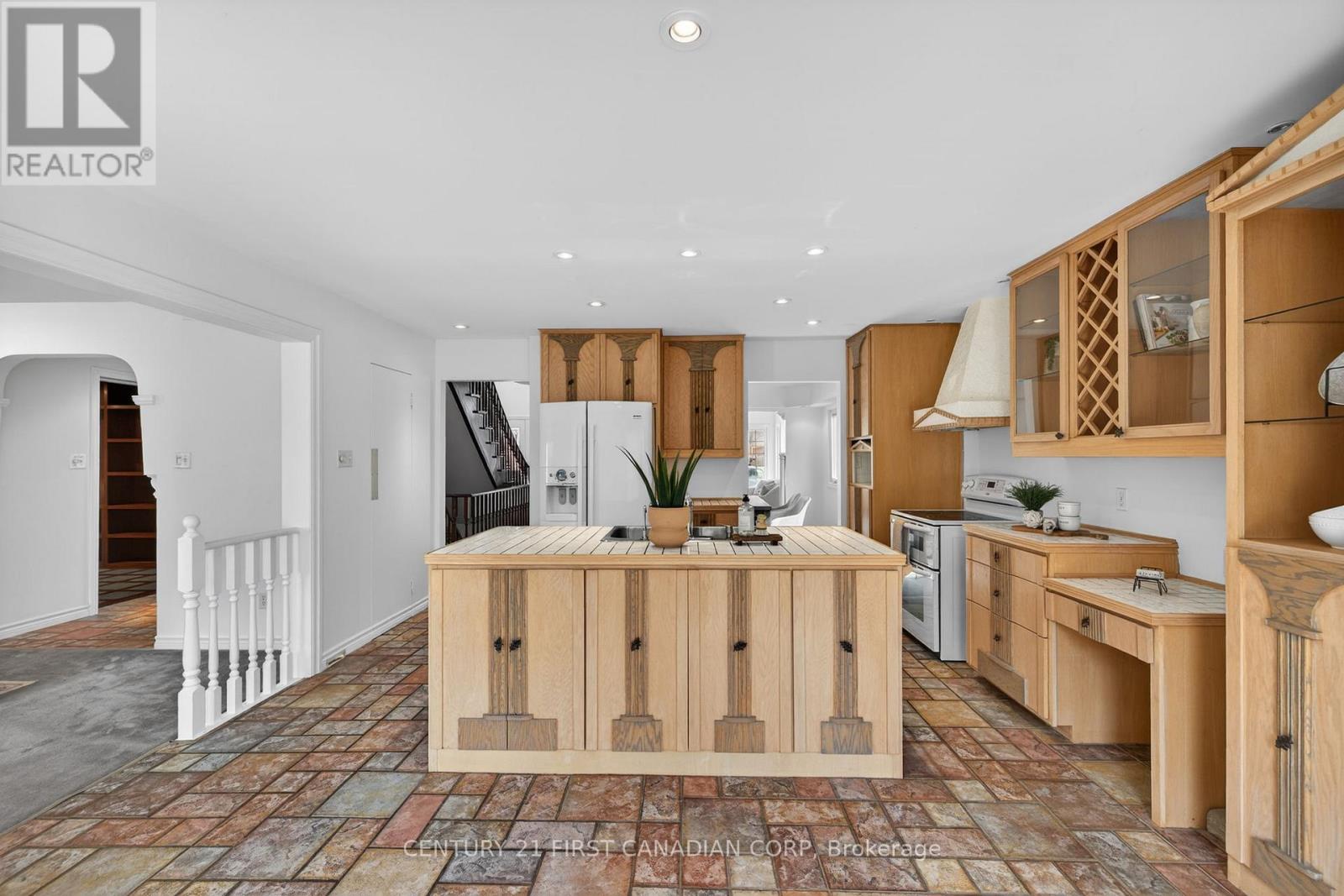 8 Claire Court, Strathroy-Caradoc, Ontario  N7G 4C8 - Photo 15 - X12922668