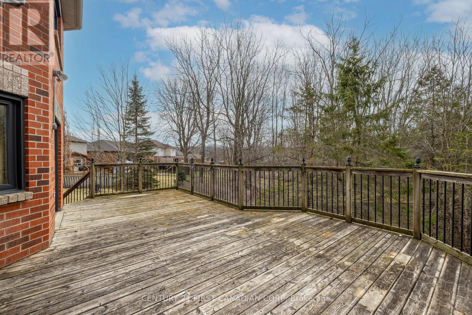 8 Claire Court, Strathroy-Caradoc, Ontario  N7G 4C8 - Photo 44 - X12922668