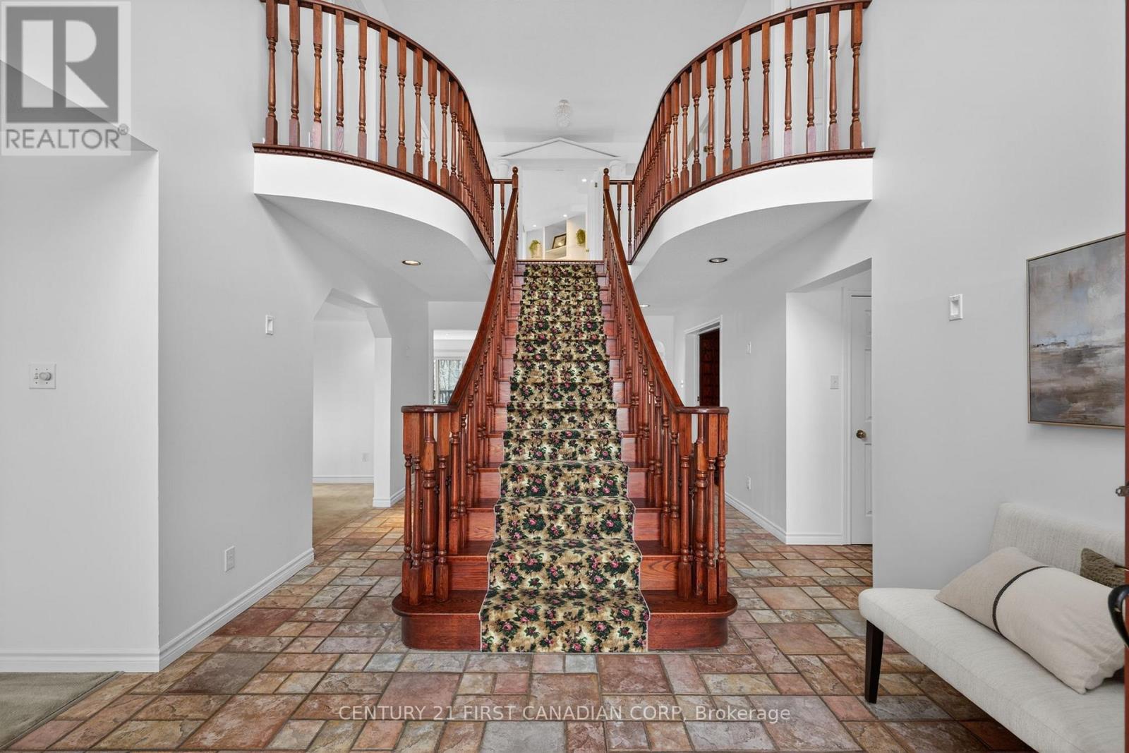 8 Claire Court, Strathroy-Caradoc, Ontario  N7G 4C8 - Photo 8 - X12922668