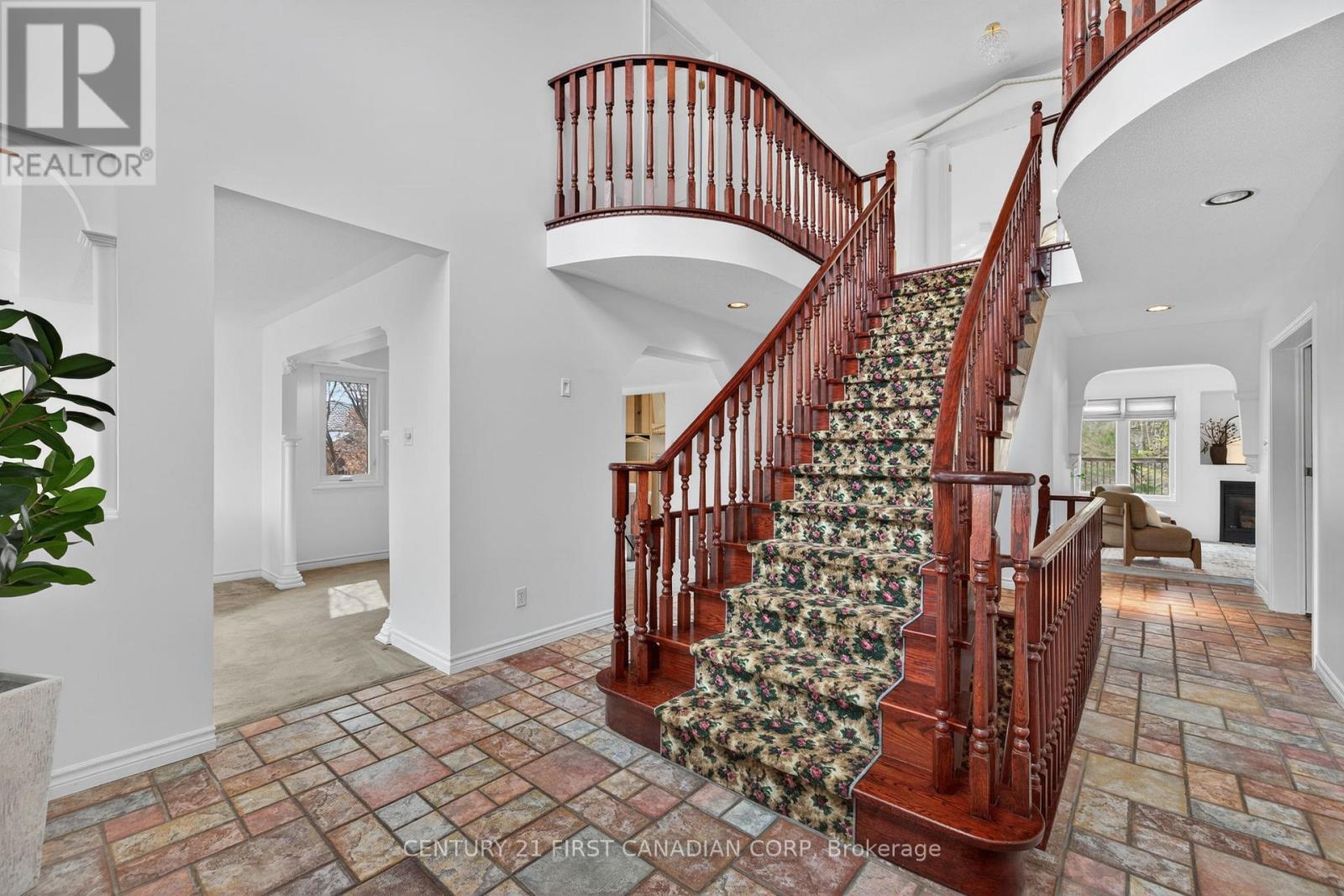 8 Claire Court, Strathroy-Caradoc, Ontario  N7G 4C8 - Photo 9 - X12922668