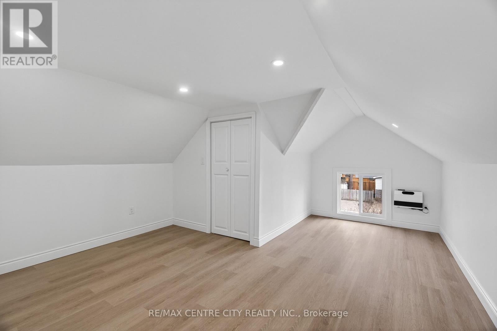 139 Mamelon Street, London East, Ontario  N5Z 1Y2 - Photo 26 - X12922686