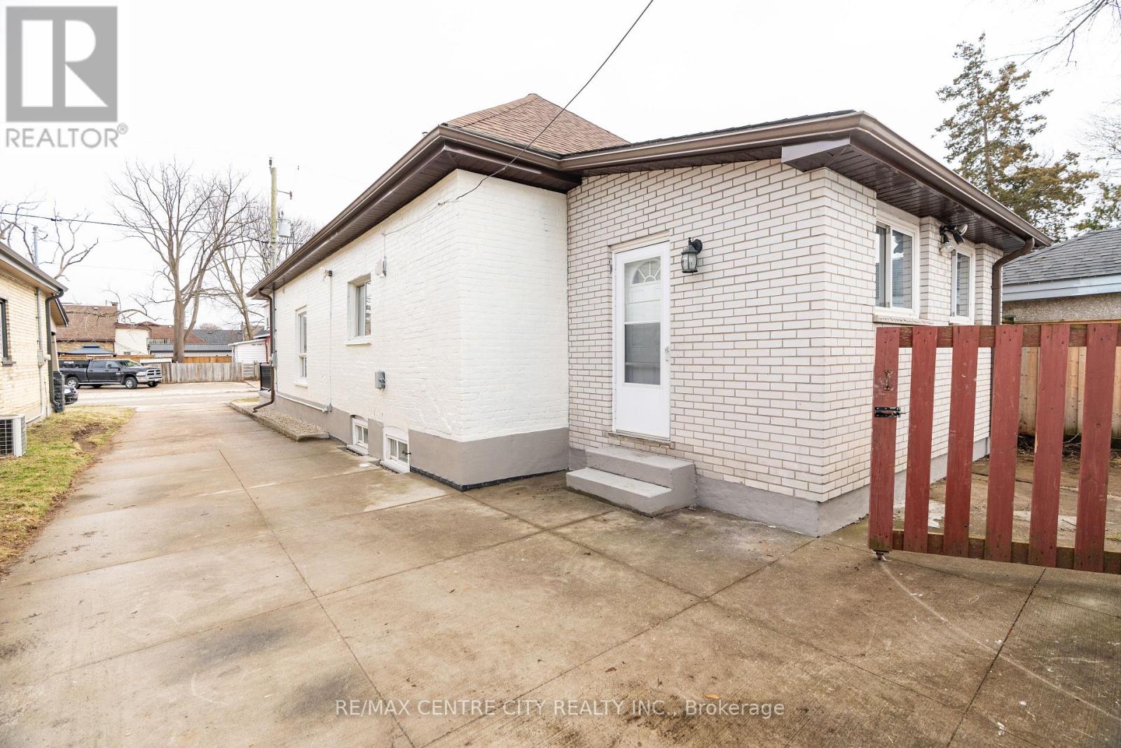 139 Mamelon Street, London East, Ontario  N5Z 1Y2 - Photo 40 - X12922686