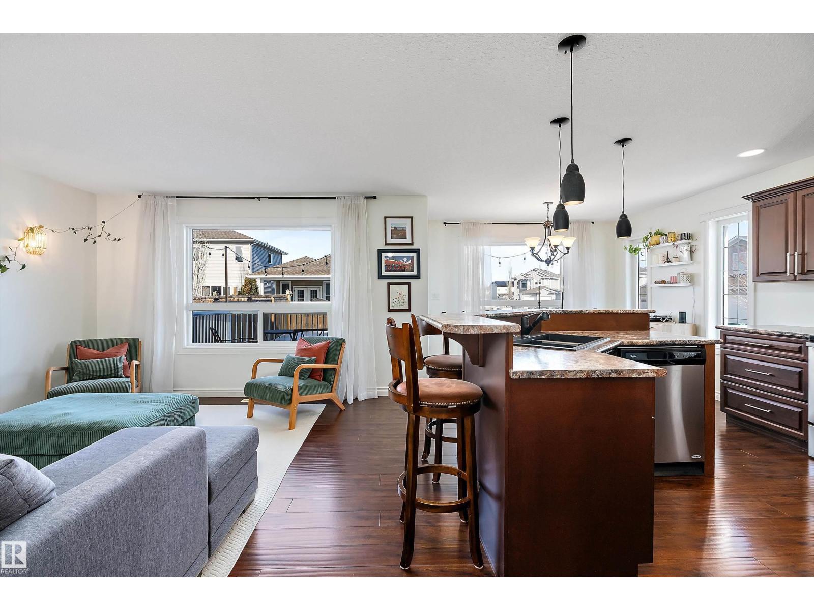 8902 97 Av, Morinville, Alberta  T8R 2N7 - Photo 10 - E4479084