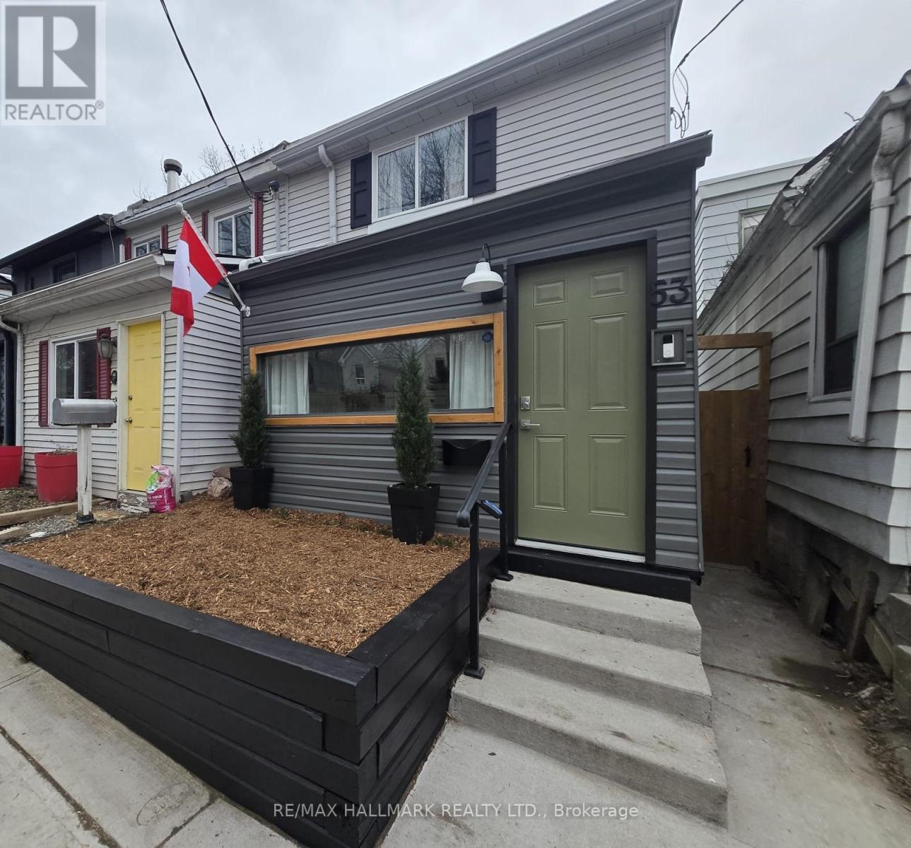 53 CRAVEN ROAD, Toronto, Ontario