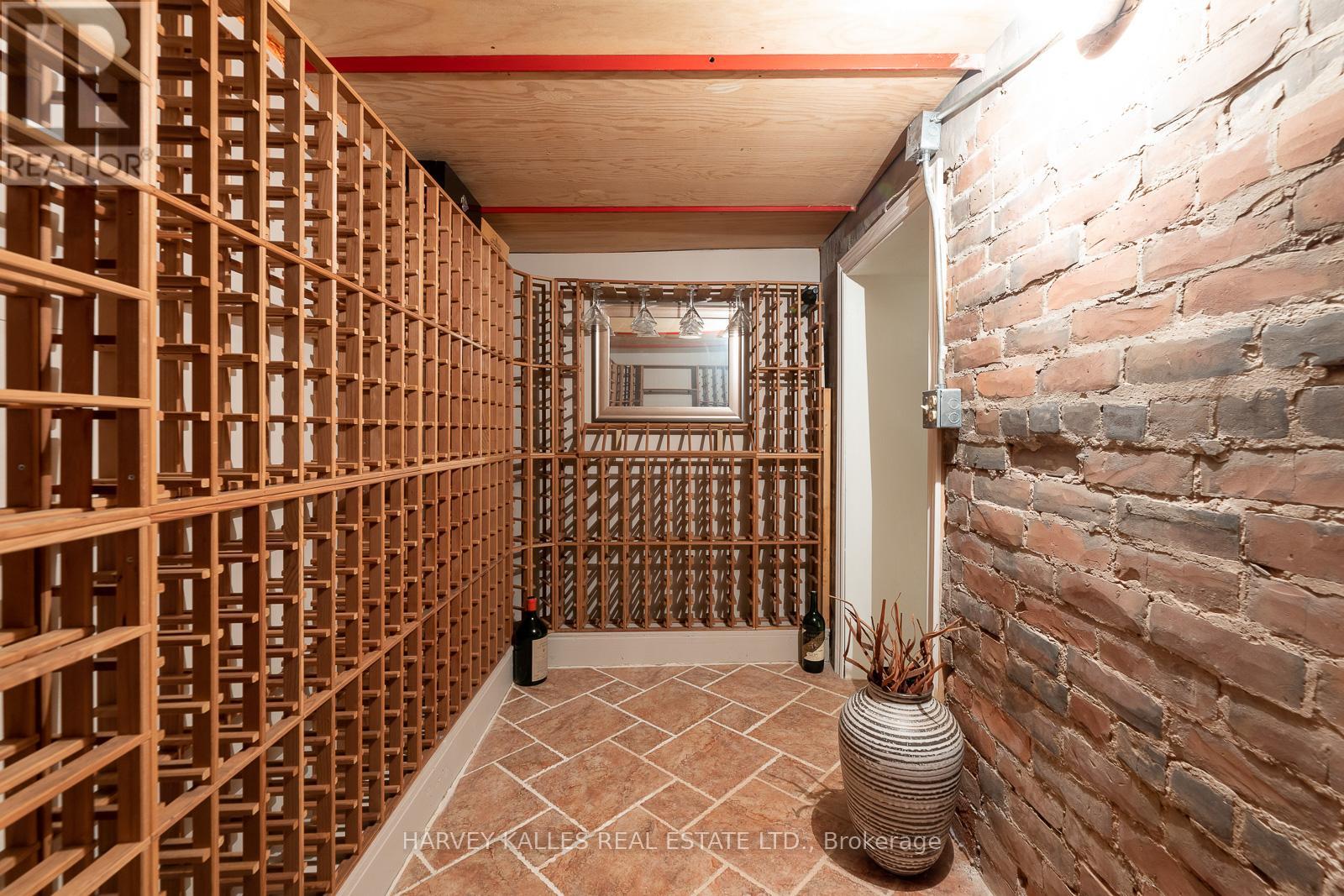 1107 Gerrard Street E, Toronto, Ontario  M4M 1Z9 - Photo 33 - E12922682