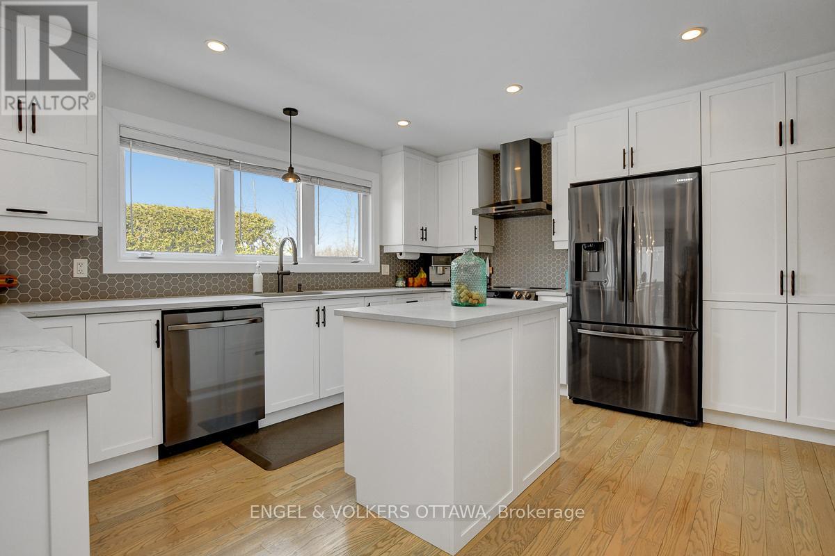 34 Sioux Crescent, Ottawa, Ontario  K2H 7E5 - Photo 17 - X12922676