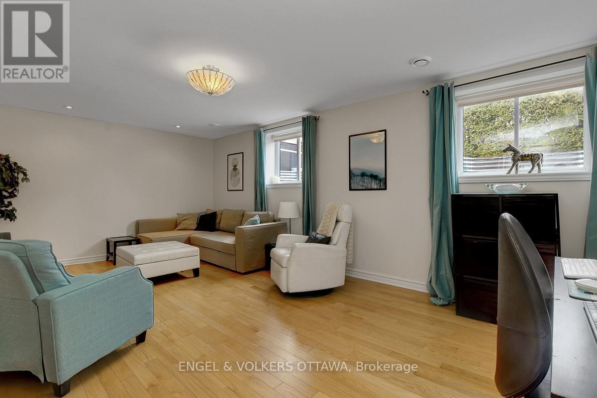 34 Sioux Crescent, Ottawa, Ontario  K2H 7E5 - Photo 38 - X12922676