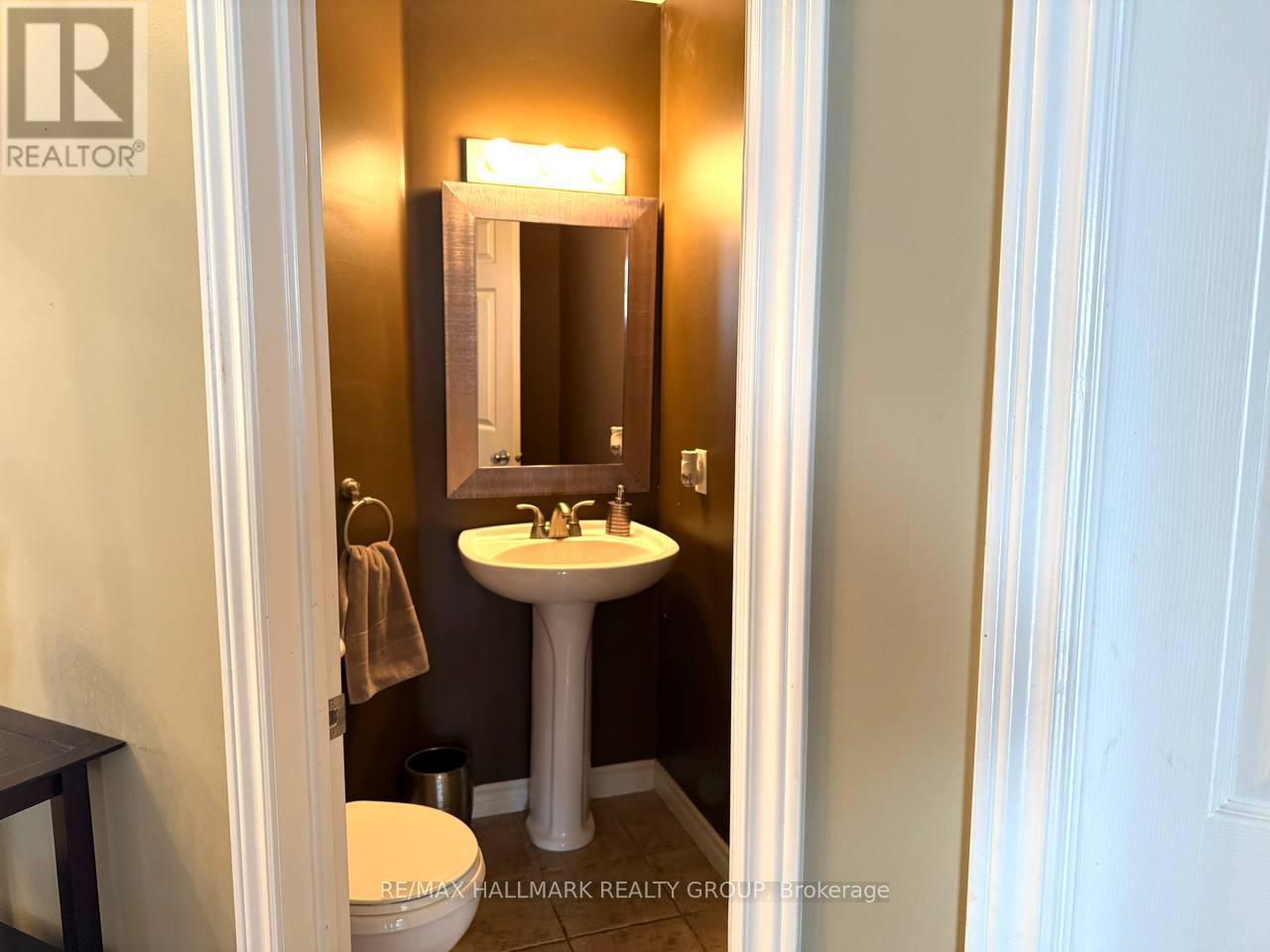 9 Blackshire Circle S, Ottawa, Ontario  K2J 5L8 - Photo 10 - X12922688