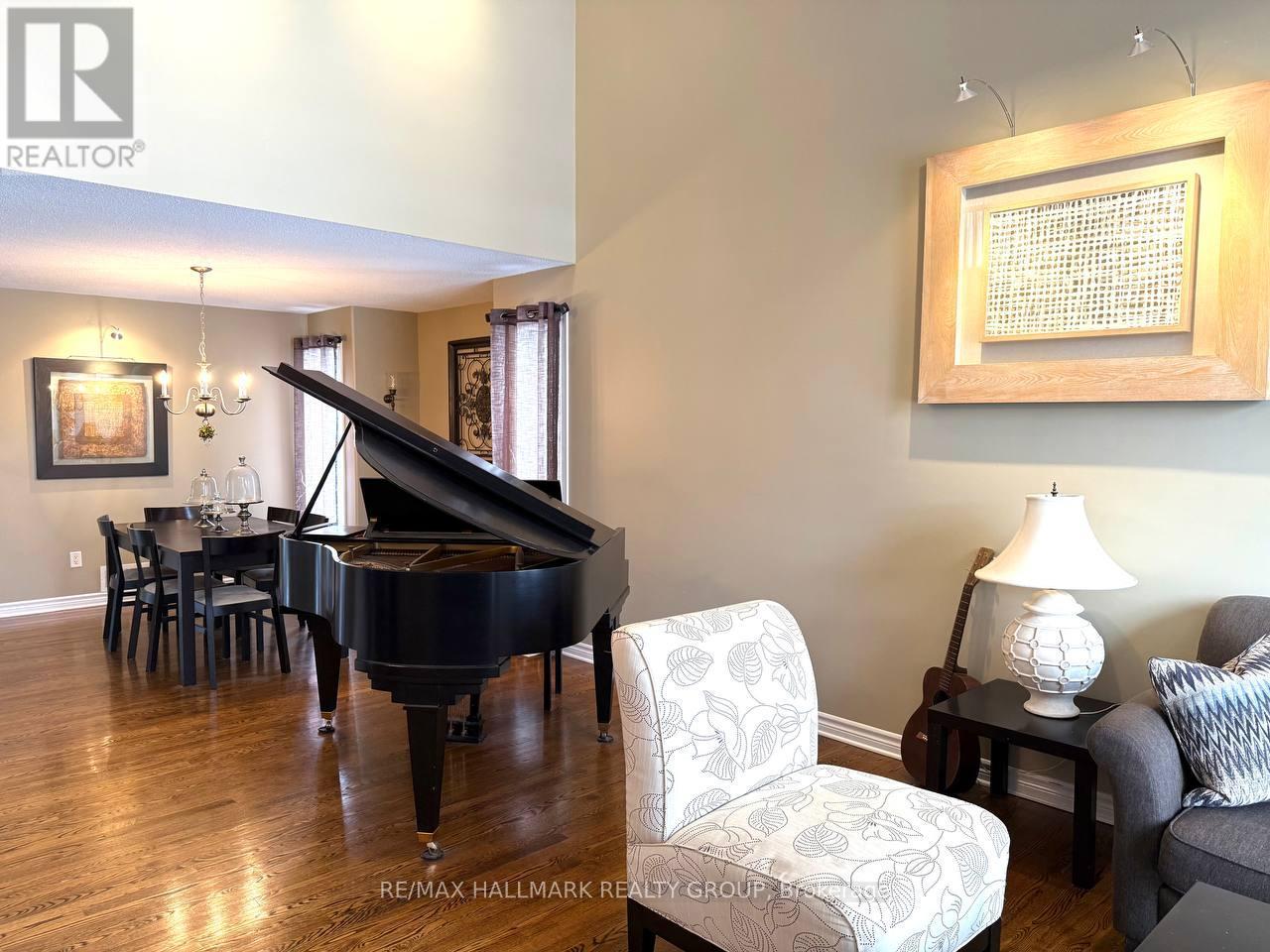 9 Blackshire Circle S, Ottawa, Ontario  K2J 5L8 - Photo 3 - X12922688