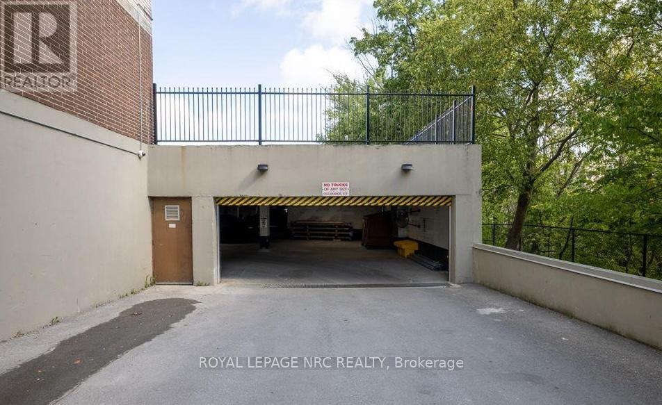 601 - 215 Glenridge Avenue, St. Catharines, Ontario  L2T 3J7 - Photo 24 - X12922566