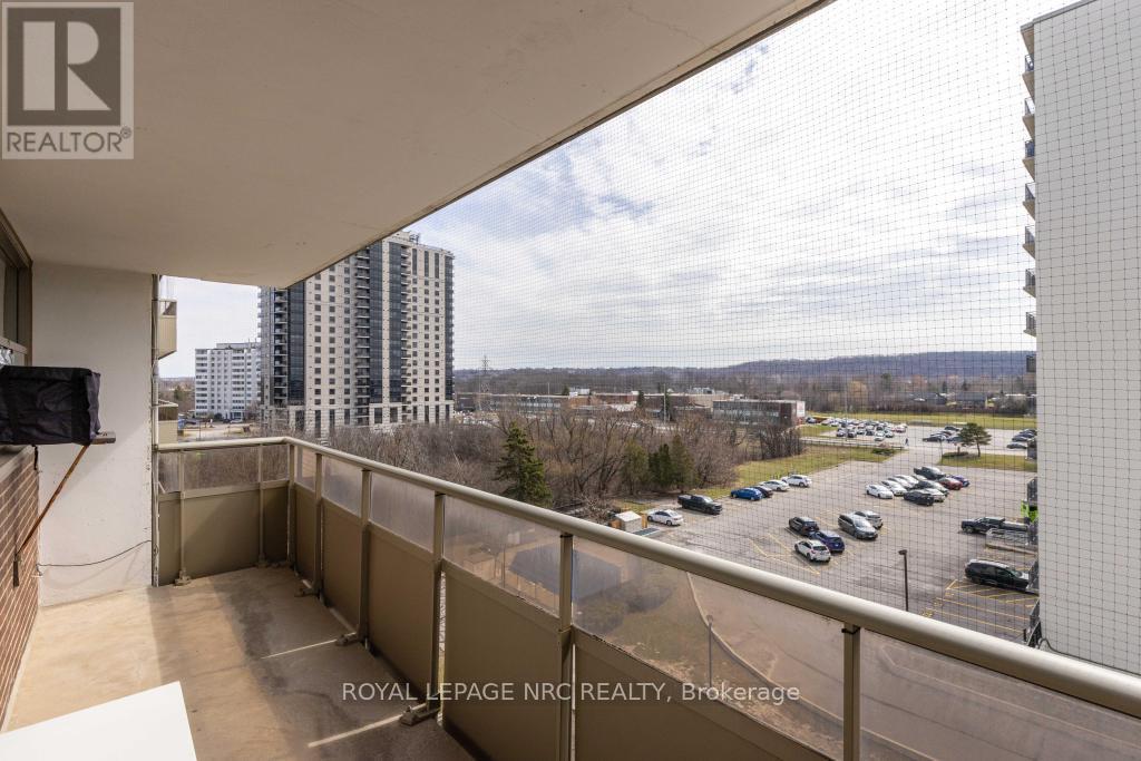 601 - 215 Glenridge Avenue, St. Catharines, Ontario  L2T 3J7 - Photo 7 - X12922566