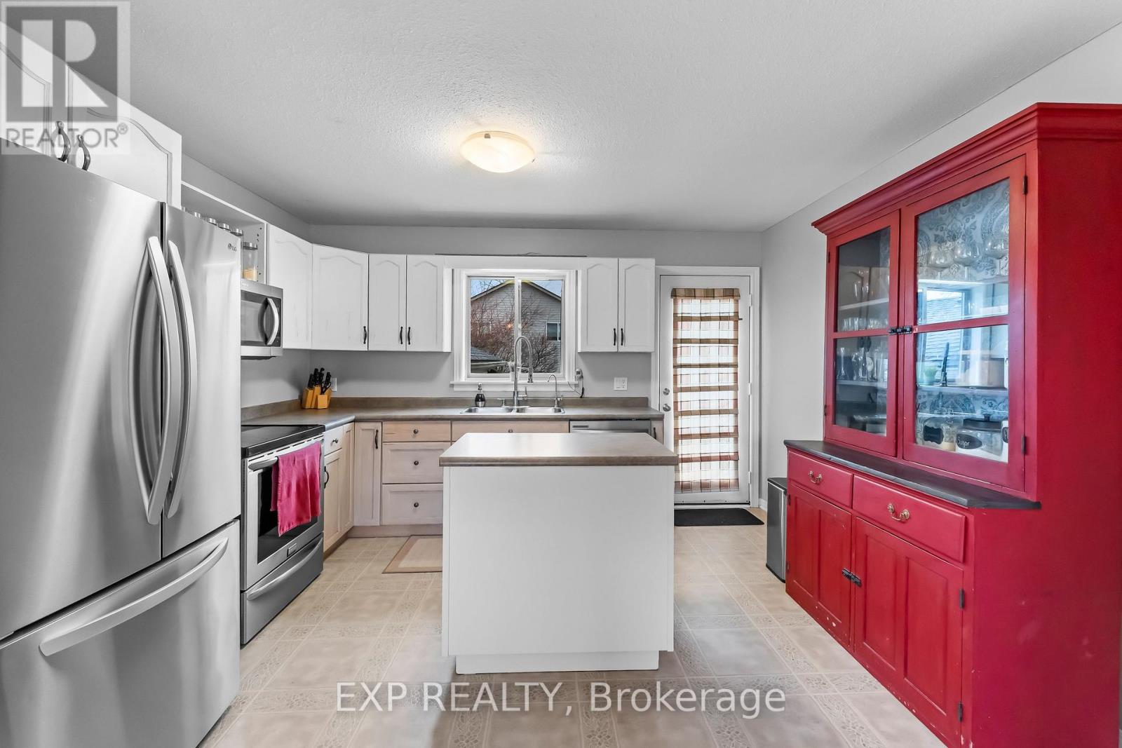 216 Ridge Road S, Fort Erie, Ontario  L0S 1B0 - Photo 16 - X12922616