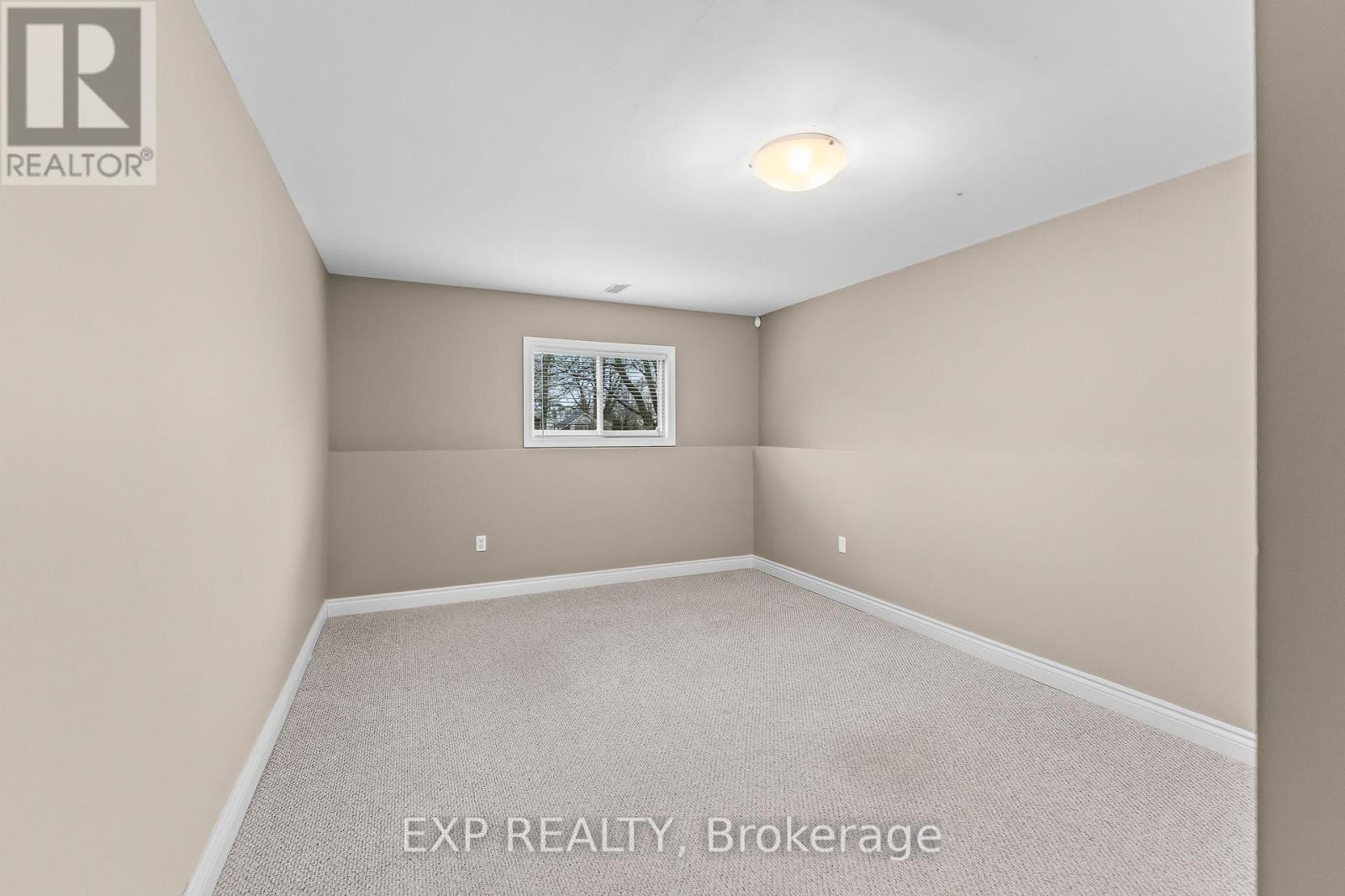 216 Ridge Road S, Fort Erie, Ontario  L0S 1B0 - Photo 25 - X12922616