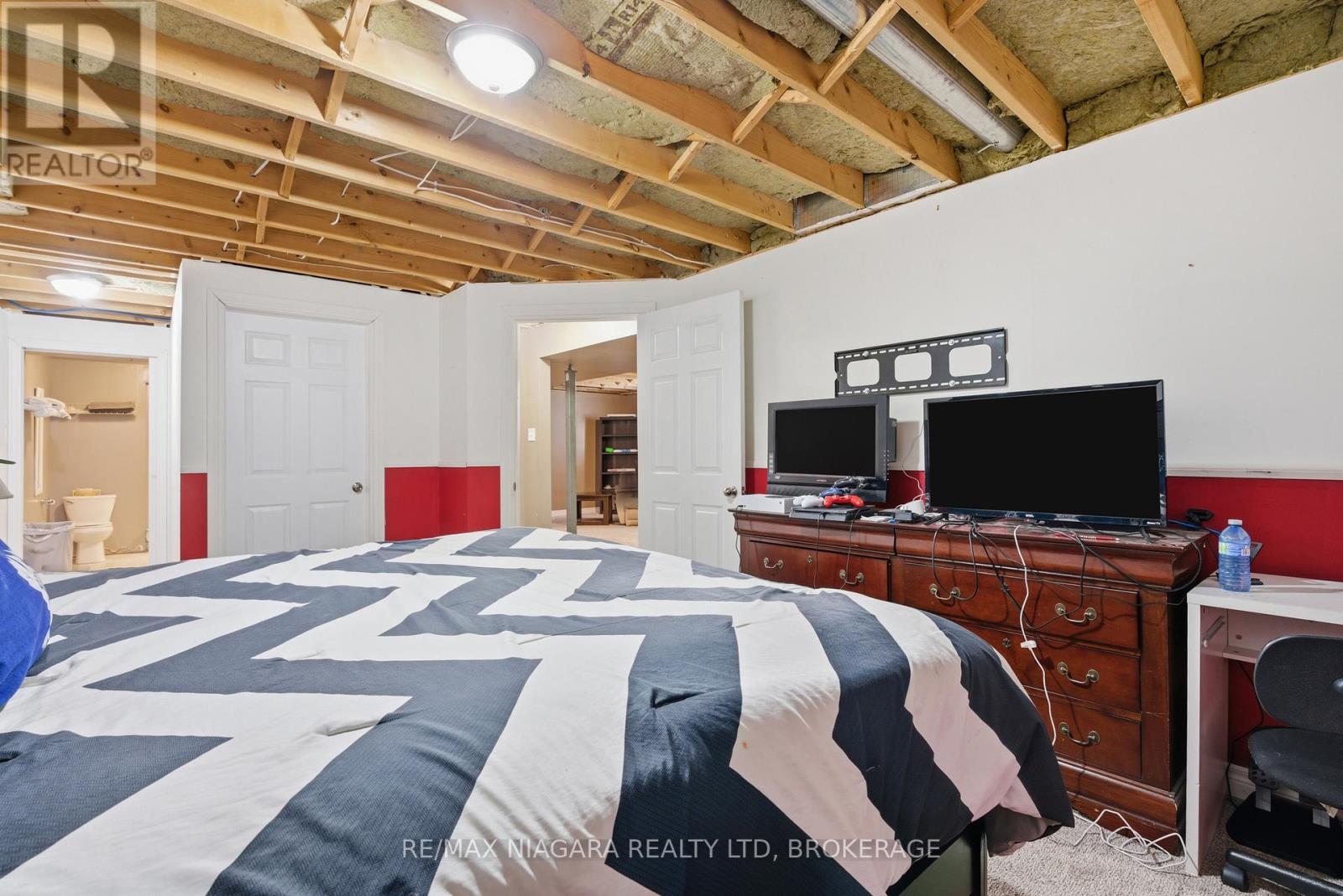 105 Milton Seiler Crescent, Minto, Ontario  N0G 2P0 - Photo 17 - X12922638