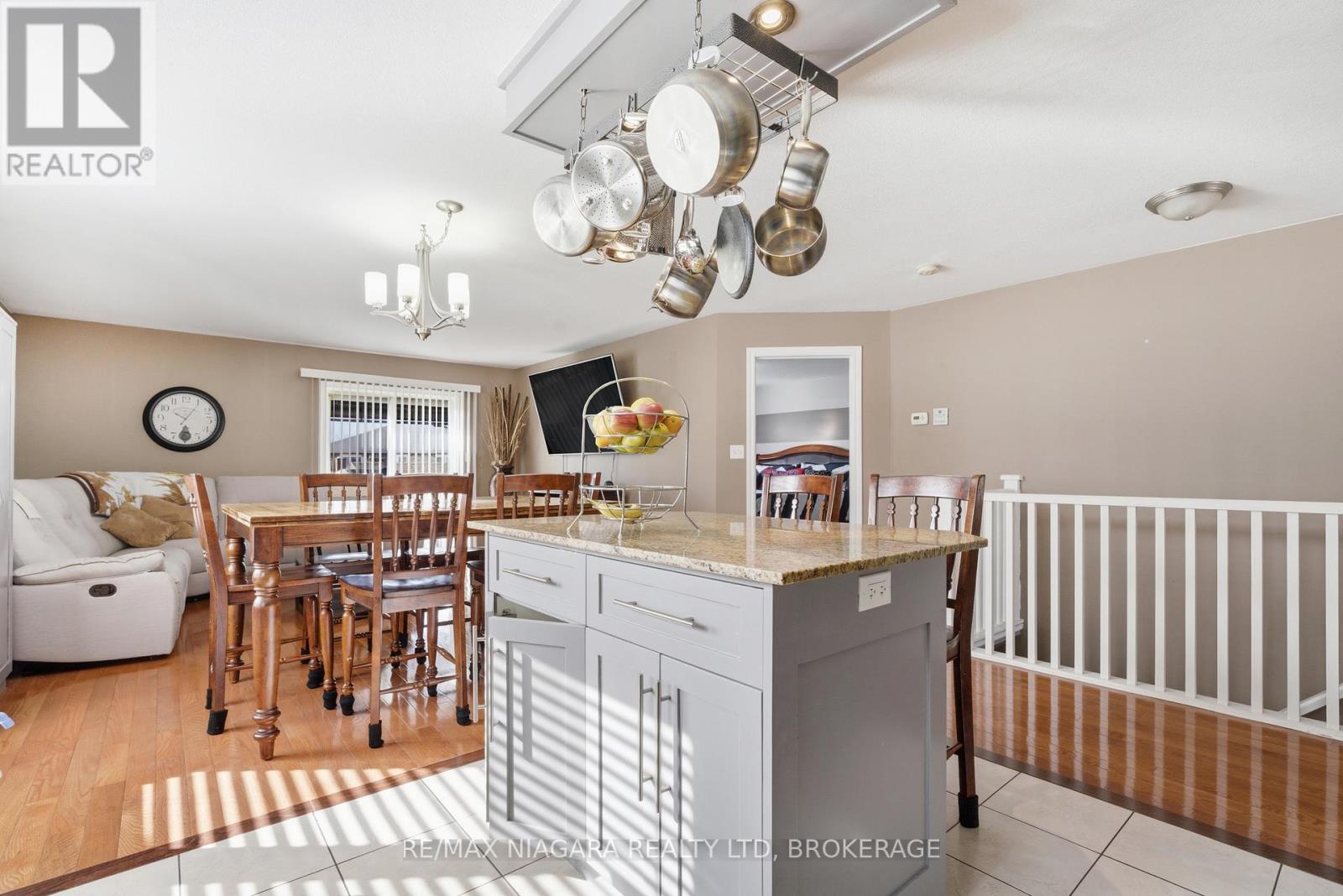 105 Milton Seiler Crescent, Minto, Ontario  N0G 2P0 - Photo 6 - X12922638
