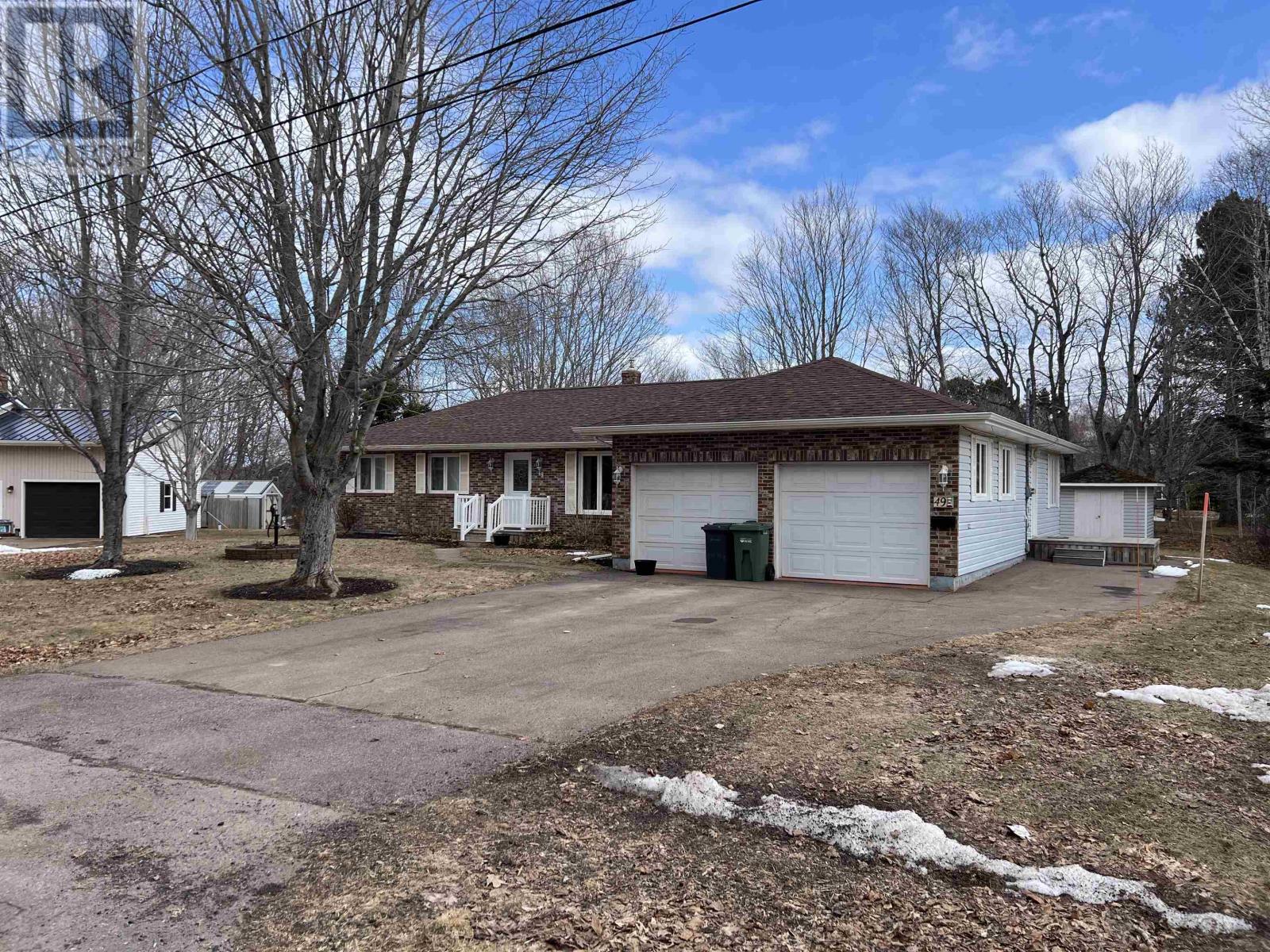 49 Pine Drive, Summerside, Prince Edward Island  C1N 3Y3 - Photo 2 - 202605502