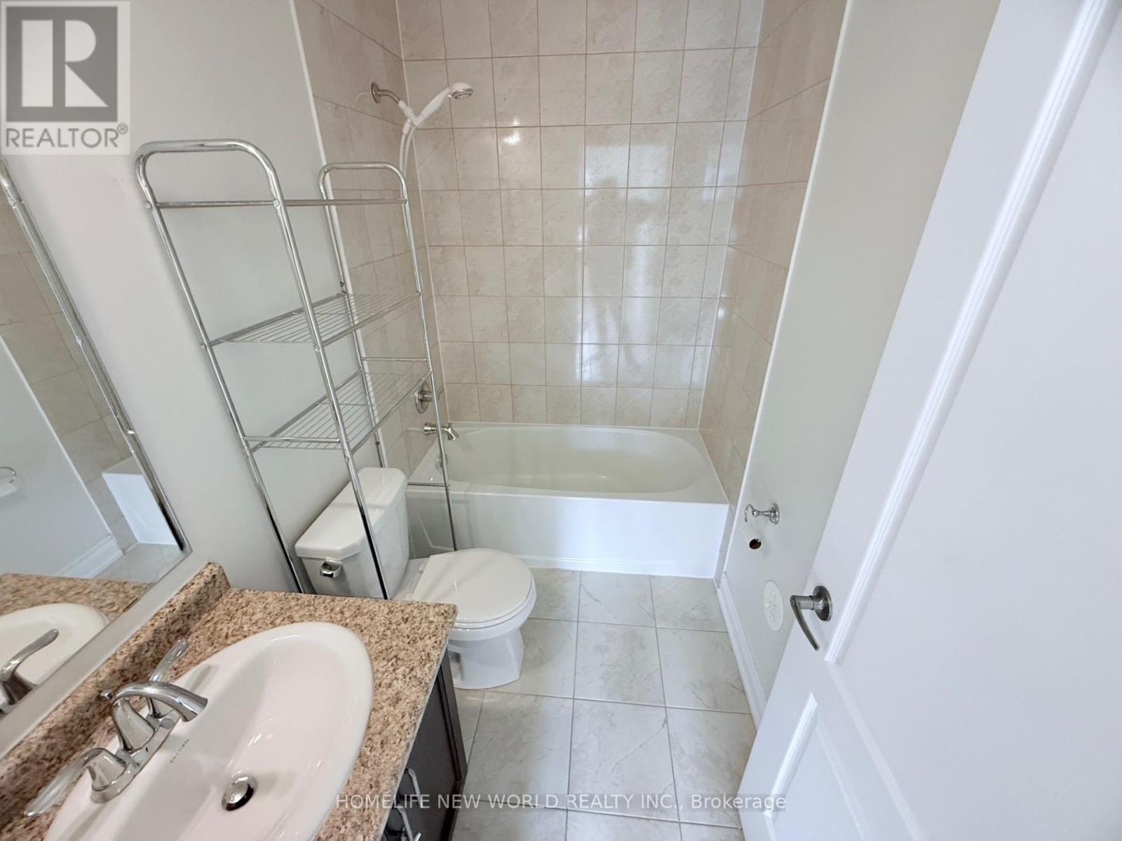 Coach House - 261 William Forster Road, Markham, Ontario  L6B 0V2 - Photo 14 - N12922602