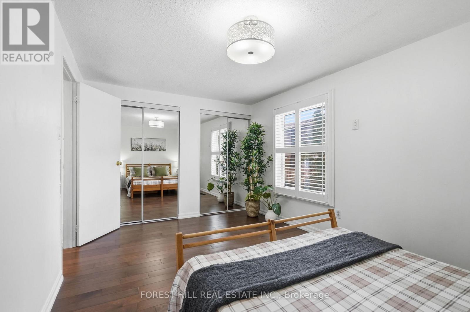 26 Laurel Valley Court, Vaughan, Ontario  L4K 2B3 - Photo 16 - N12922680