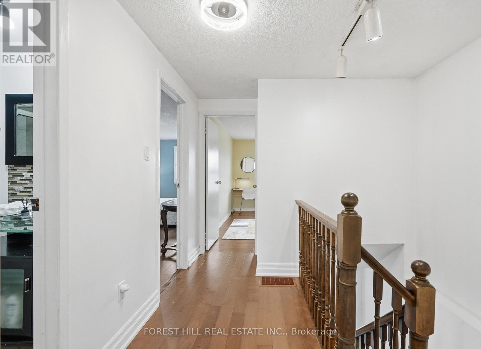 26 Laurel Valley Court, Vaughan, Ontario  L4K 2B3 - Photo 22 - N12922680