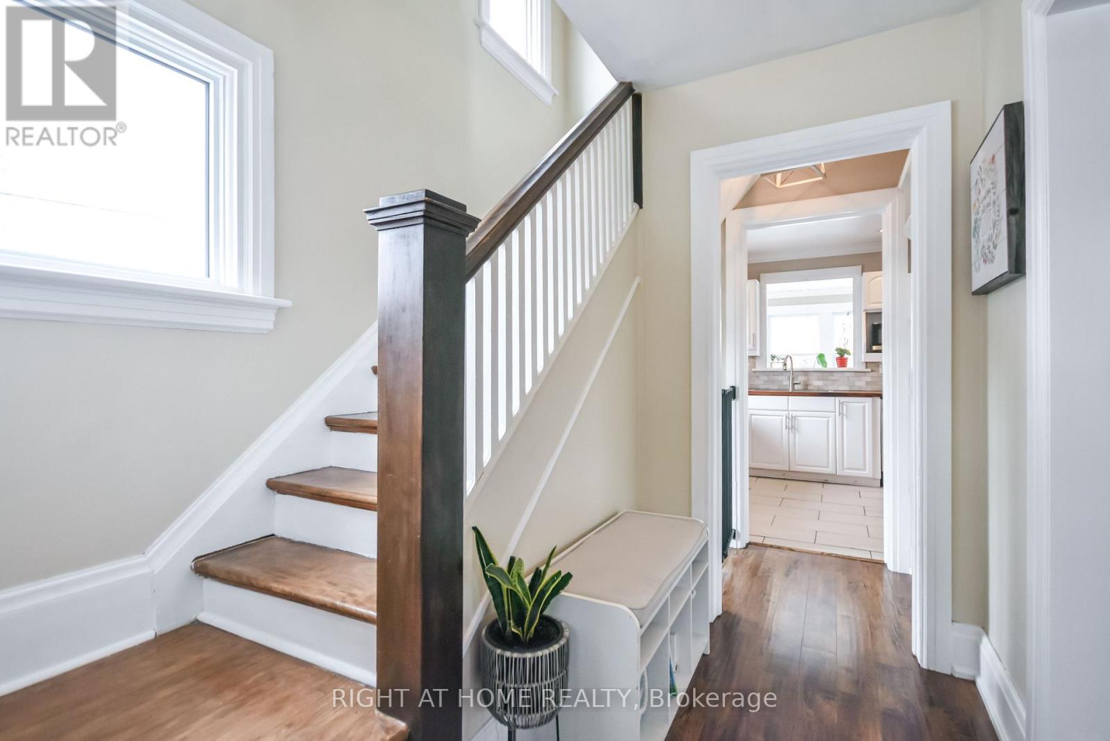 208 Cherry Street, Tay, Ontario  L0K 2C0 - Photo 5 - S12922694