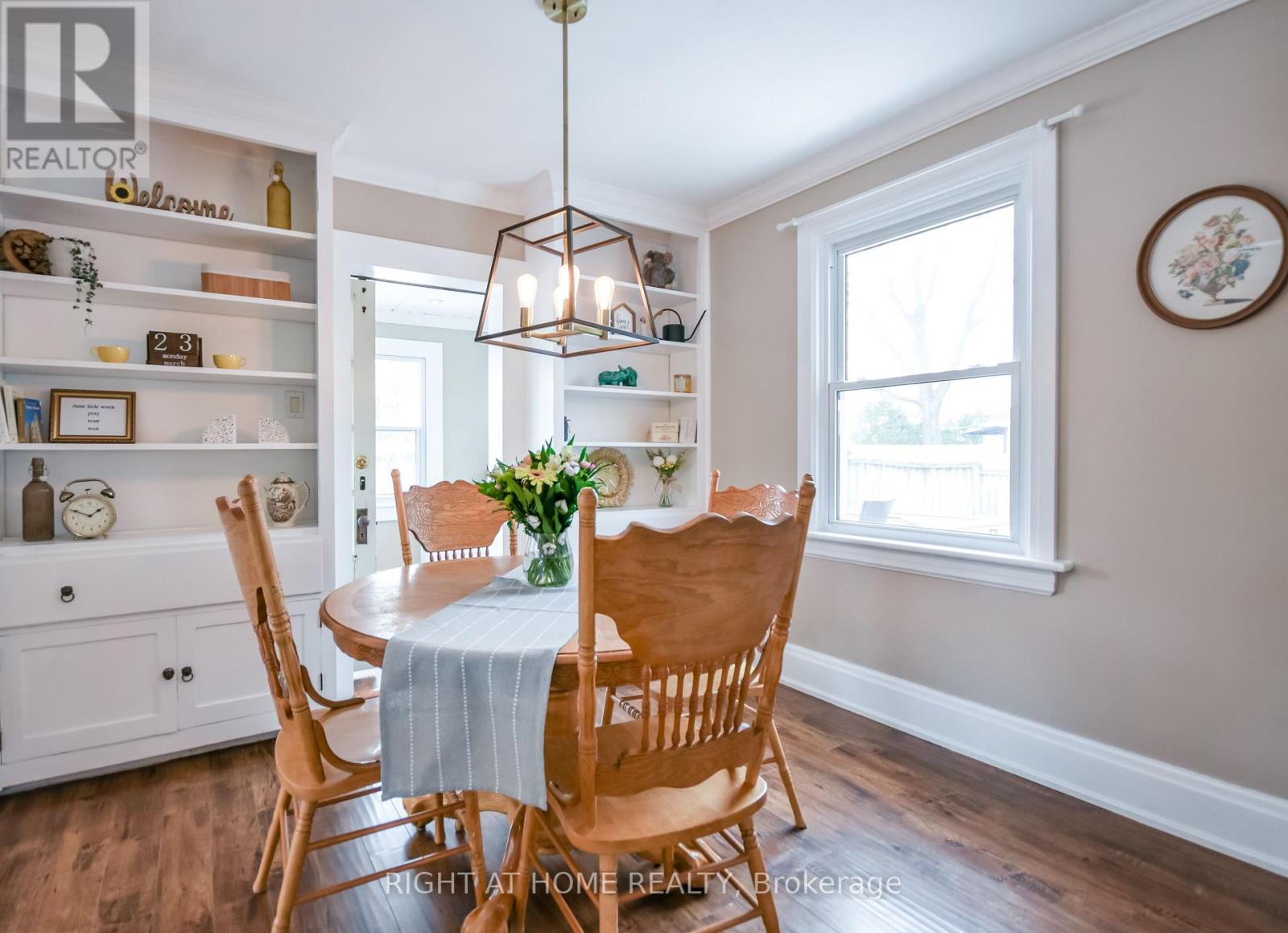 208 Cherry Street, Tay, Ontario  L0K 2C0 - Photo 9 - S12922694