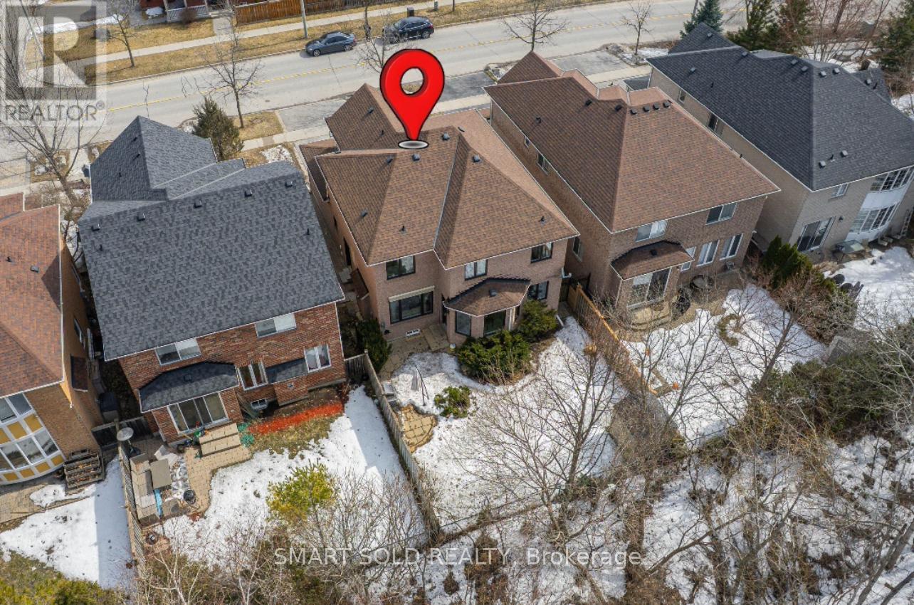 106 Wood Rim Drive, Richmond Hill, Ontario  L4E 4M9 - Photo 3 - N12922460