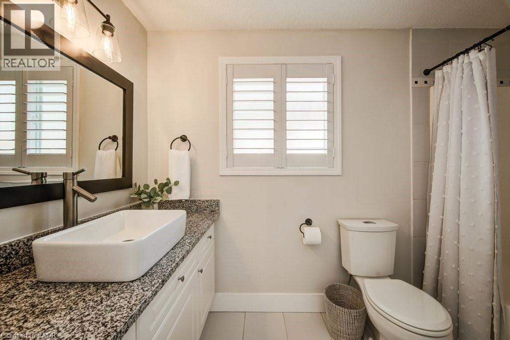 91 Glencliffe Court, Kitchener, Ontario  N2B 3X1 - Photo 27 - 40815186