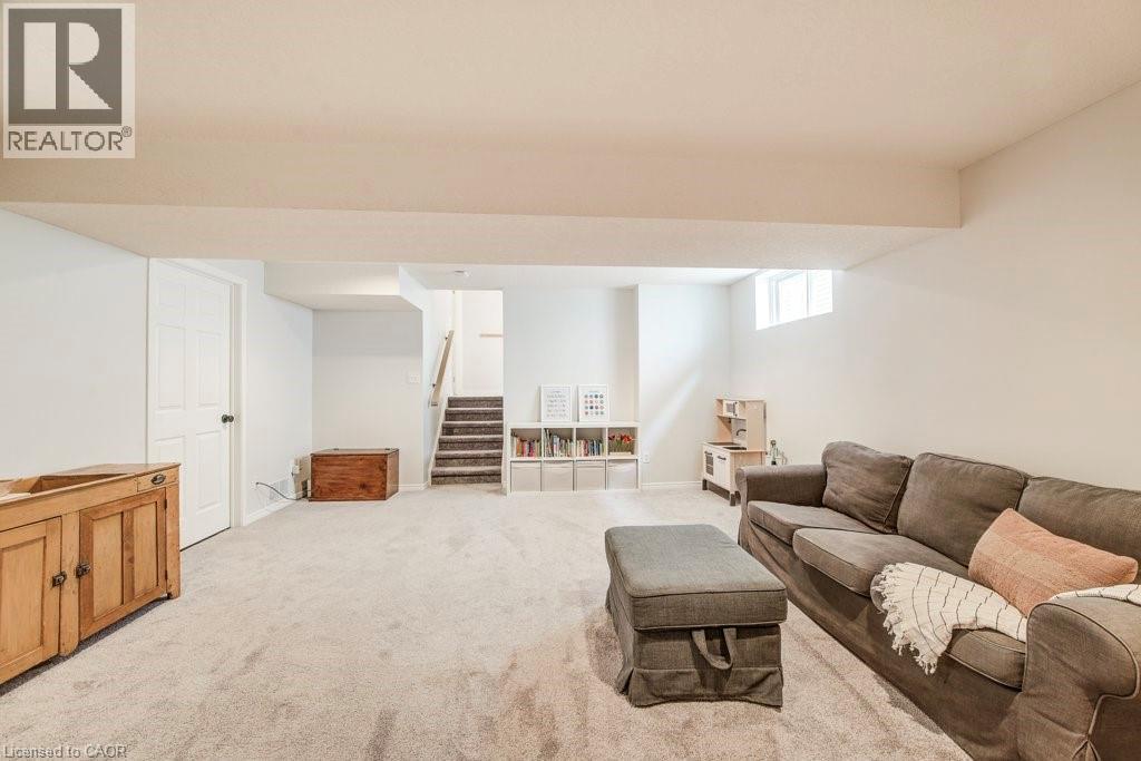 91 Glencliffe Court, Kitchener, Ontario  N2B 3X1 - Photo 36 - 40815186