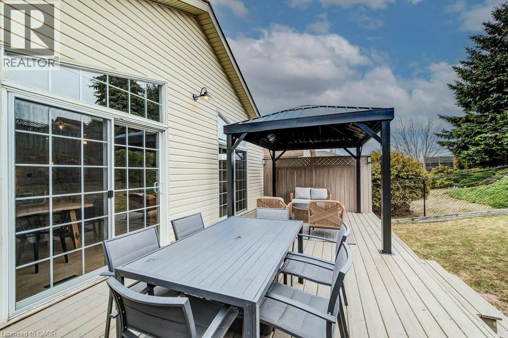 91 Glencliffe Court, Kitchener, Ontario  N2B 3X1 - Photo 39 - 40815186