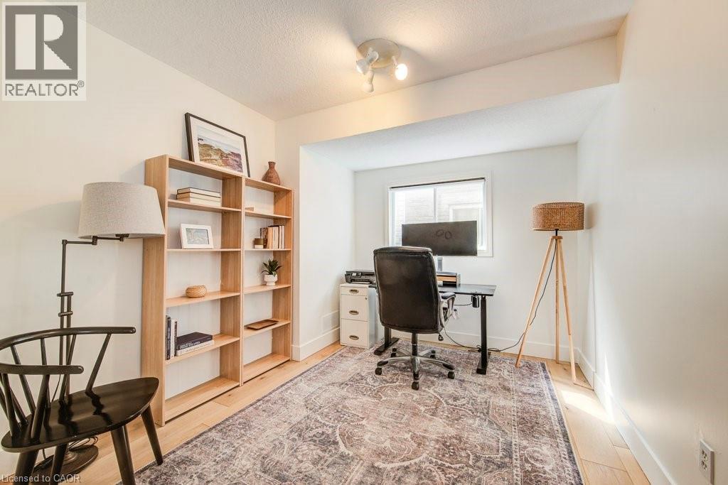 91 Glencliffe Court, Kitchener, Ontario  N2B 3X1 - Photo 7 - 40815186