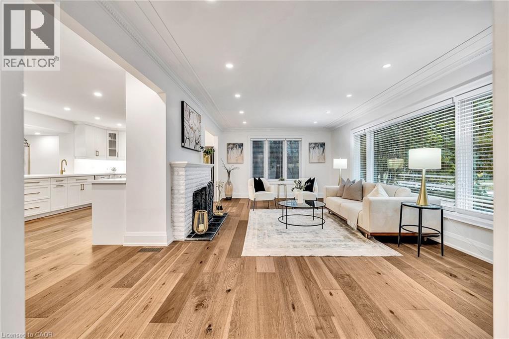 877 Kingsway Drive, Burlington, Ontario  L7T 3H8 - Photo 2 - 40814836