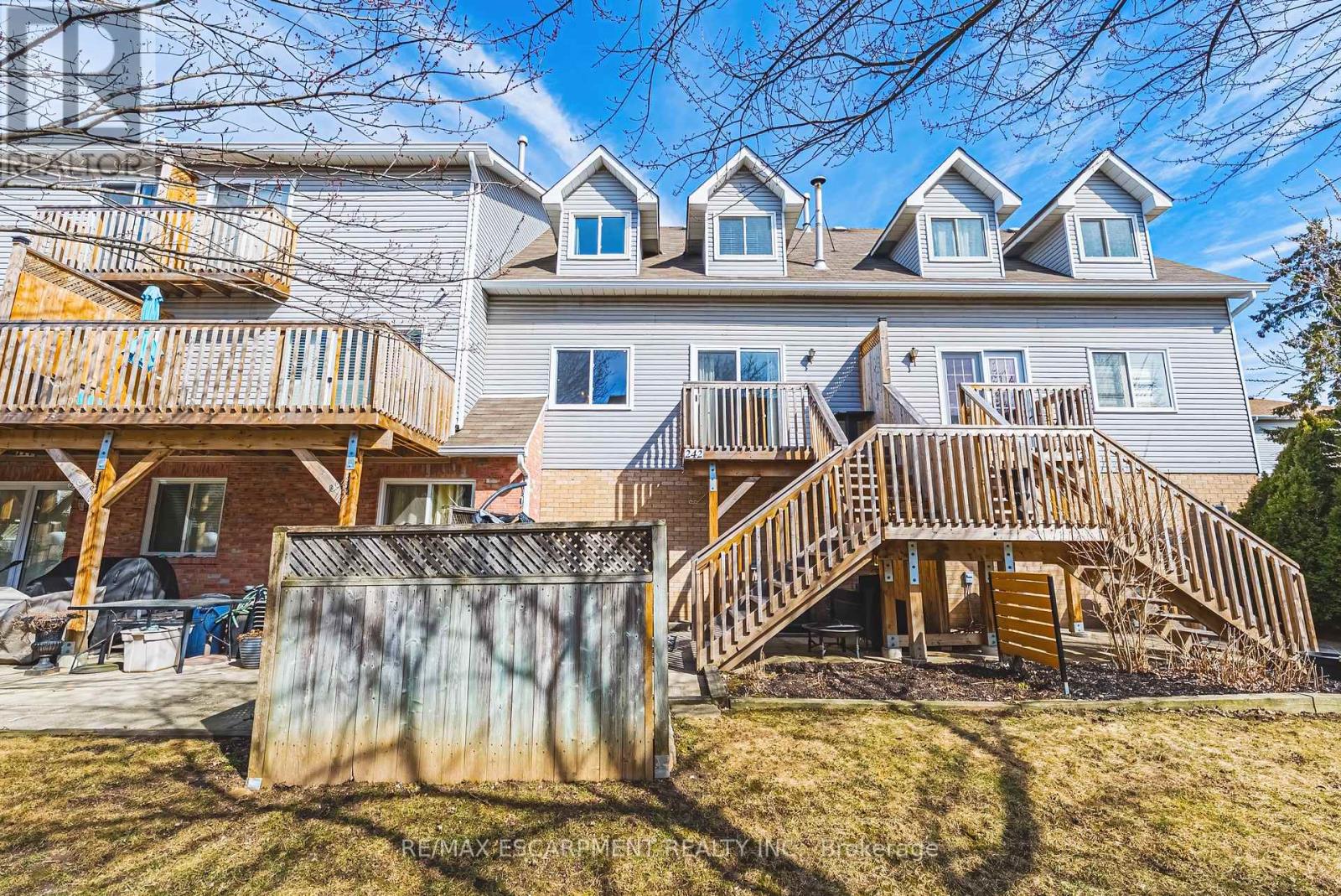 242 - 2055 Walkers Line, Burlington, Ontario  L7M 4B5 - Photo 26 - W12922590