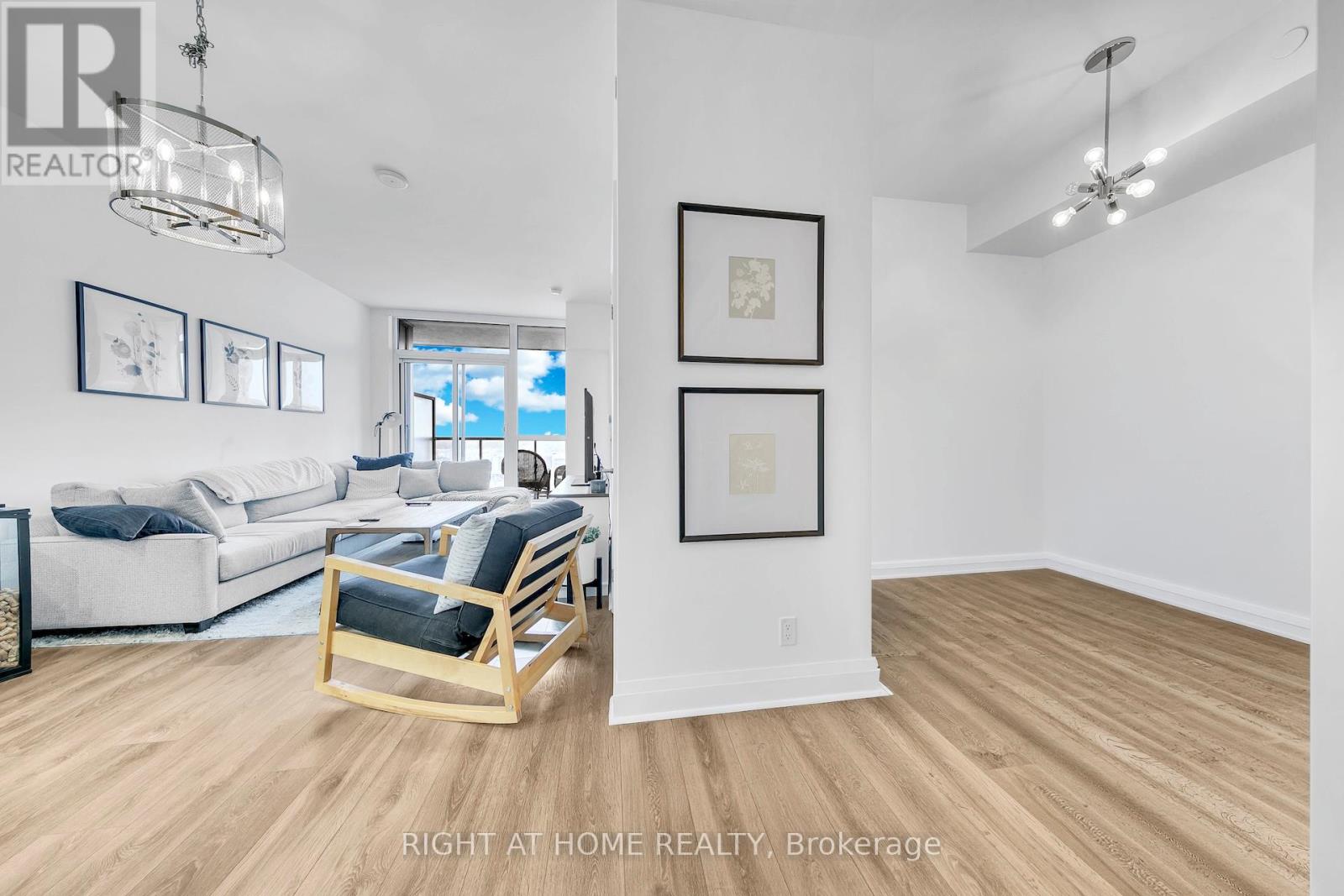 1308 - 15 Zorra Street, Toronto, Ontario  M8Z 4Z6 - Photo 11 - W12922606