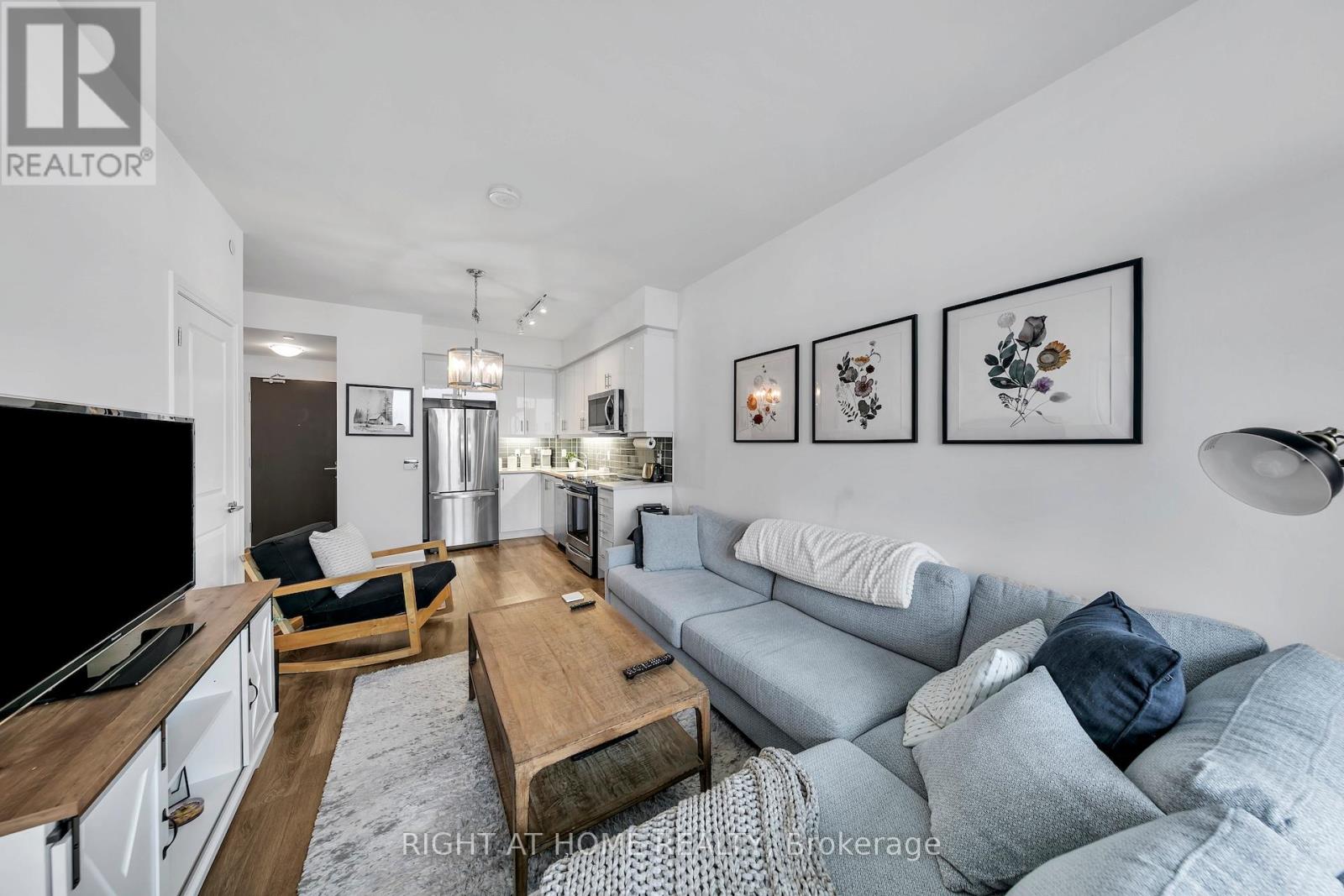 1308 - 15 Zorra Street, Toronto, Ontario  M8Z 4Z6 - Photo 17 - W12922606