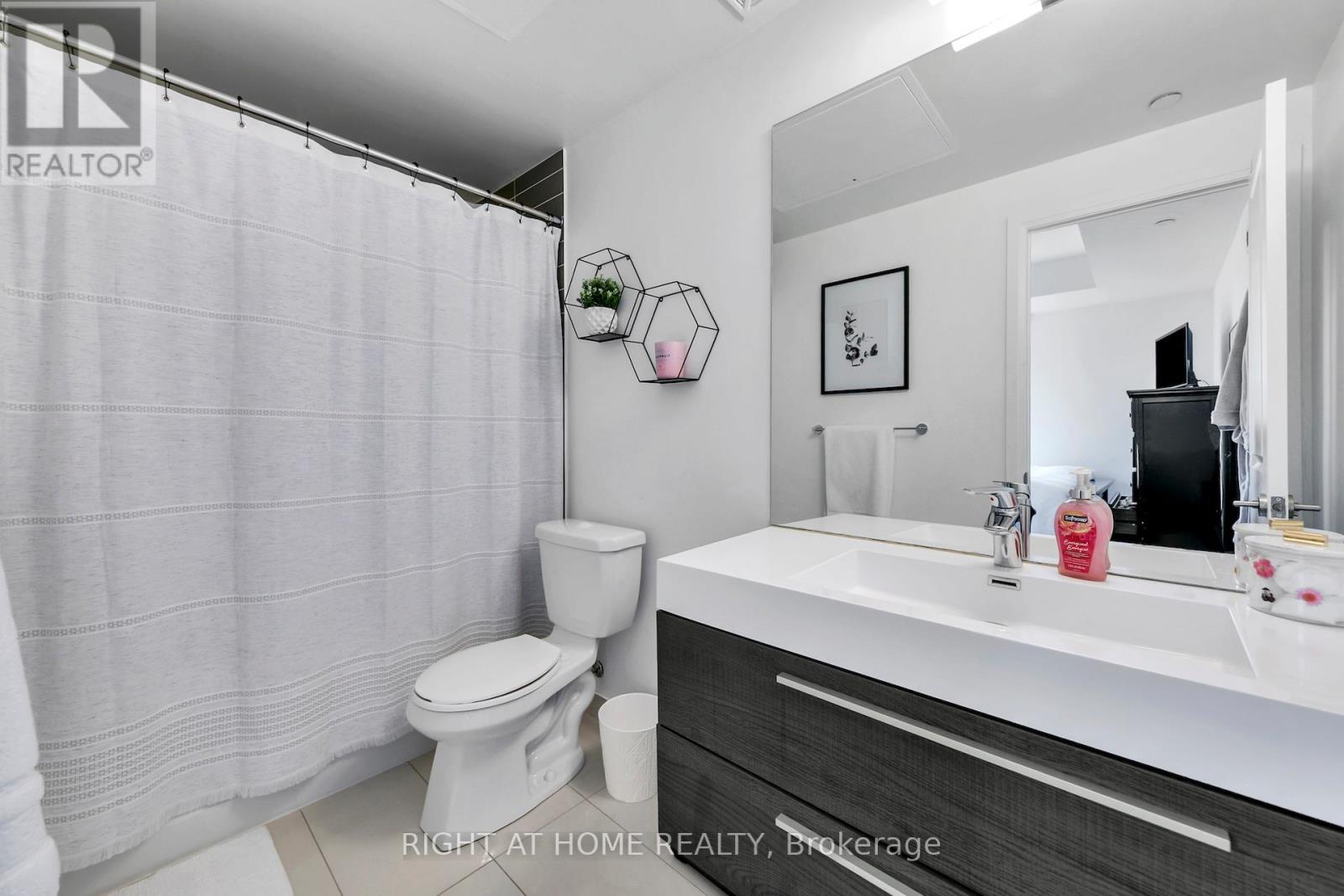 1308 - 15 Zorra Street, Toronto, Ontario  M8Z 4Z6 - Photo 21 - W12922606