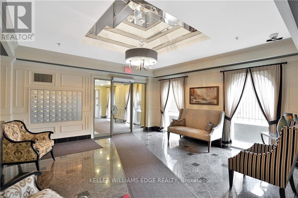 306 - 415 Locust Street, Burlington, Ontario  L7S 2J2 - Photo 2 - W12922620