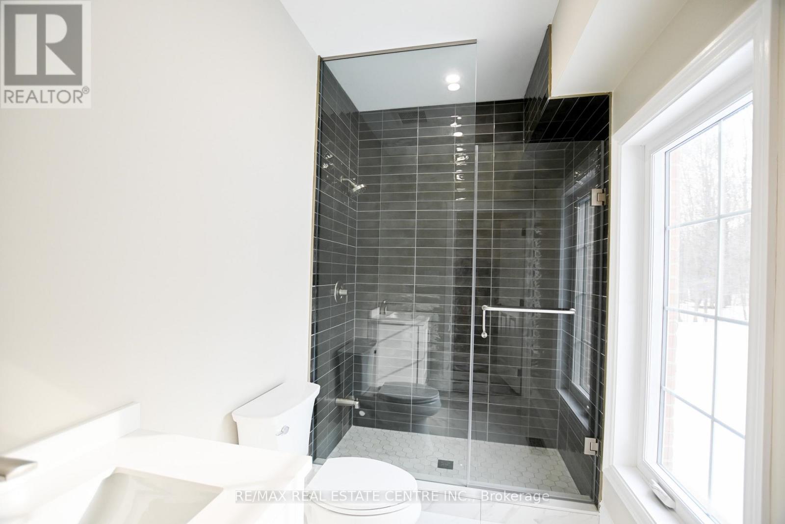 12 Flaherty Lane, Caledon, Ontario  L7K 2P3 - Photo 21 - W12922624